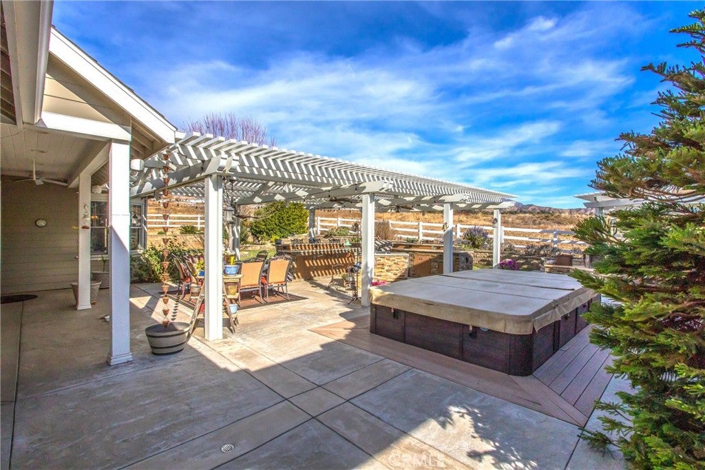 Cherry Valley, California, 92223, United States, 4 Bedrooms Bedrooms, ,4 BathroomsBathrooms,Residential,For Sale,1980244