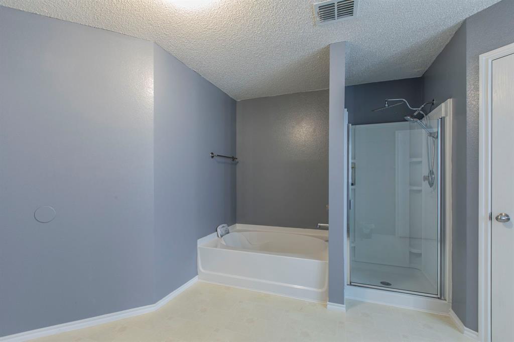 Lancaster, Texas, 75134, United States, 5 Bedrooms Bedrooms, ,3 BathroomsBathrooms,Residential,For Sale,1935785