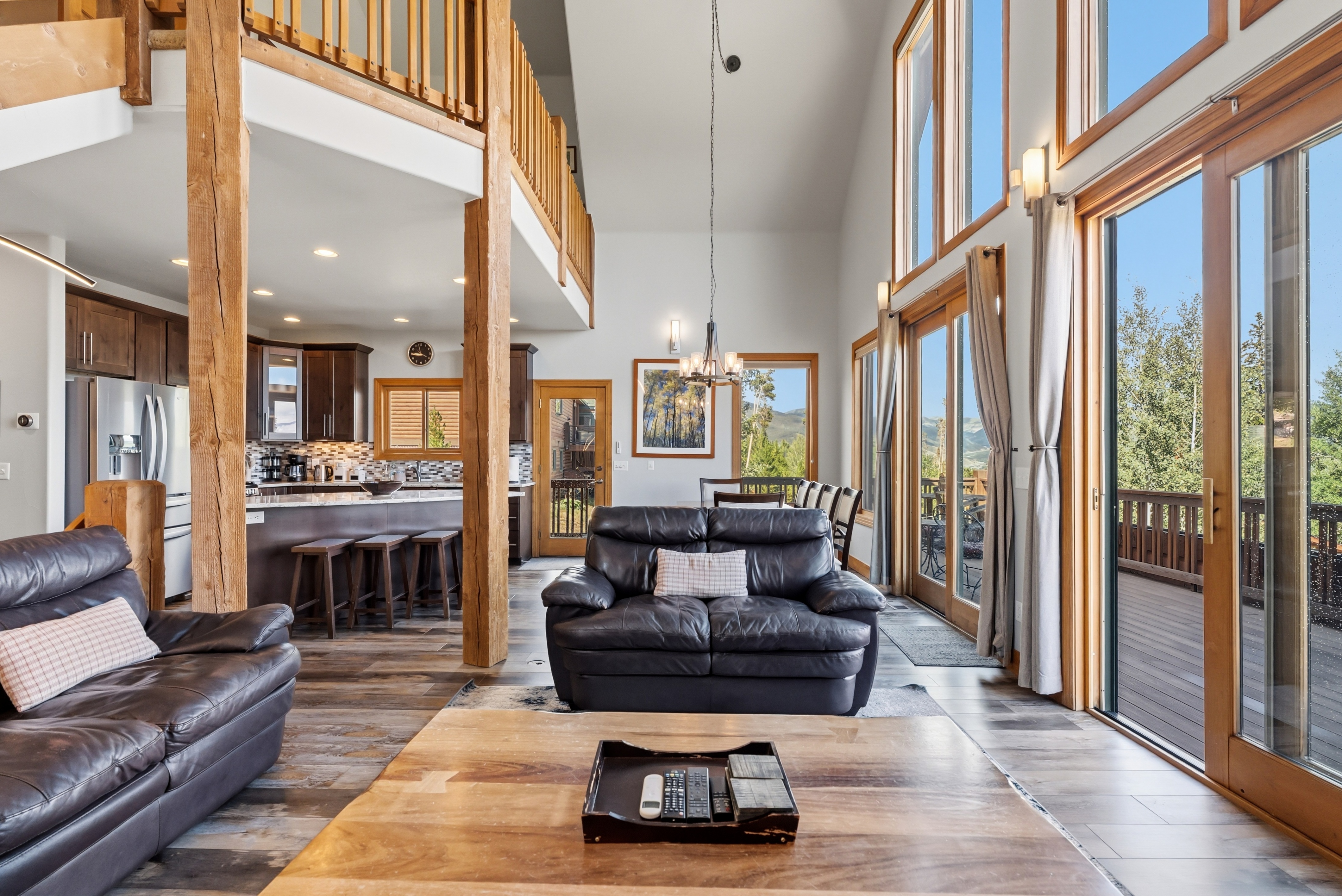 One-of-a-Kind Mountain Retreat - 物件實景