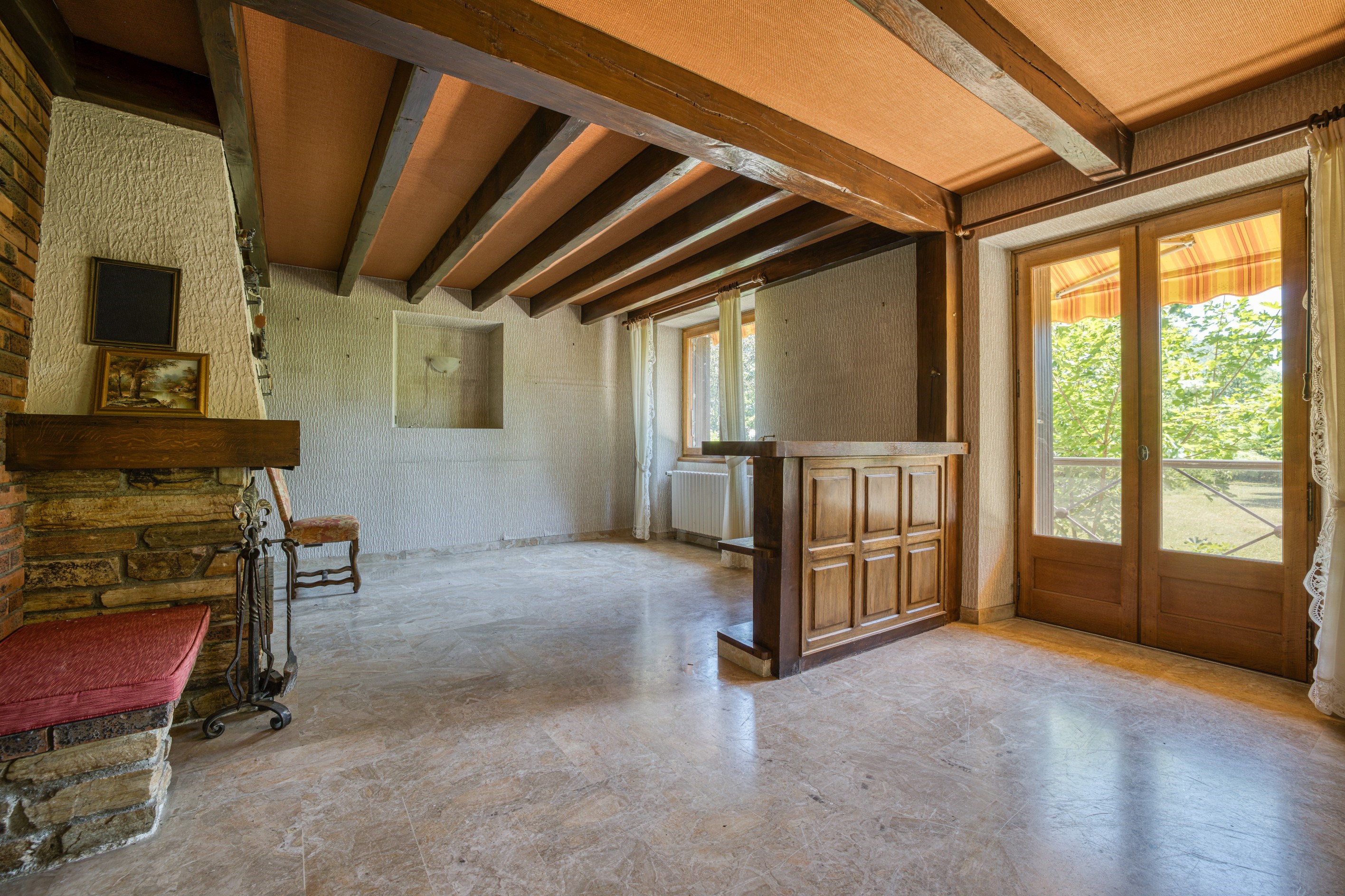  Former farmhouse with rare volumes and strong potential - 物件實景