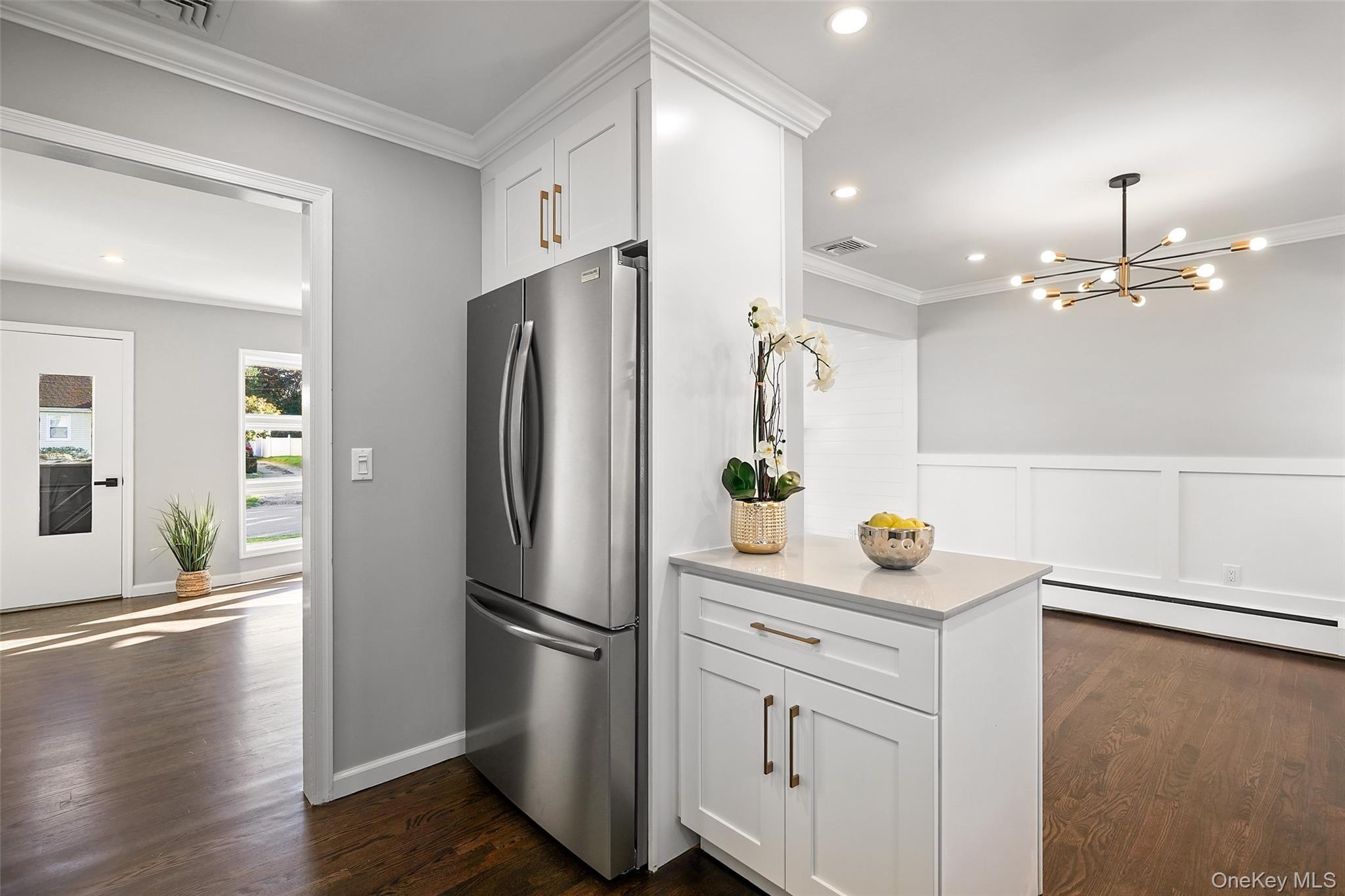 Mount Kisco, New York, 10549, United States, 3 Bedrooms Bedrooms, ,2 BathroomsBathrooms,Residential,For Sale,1942302