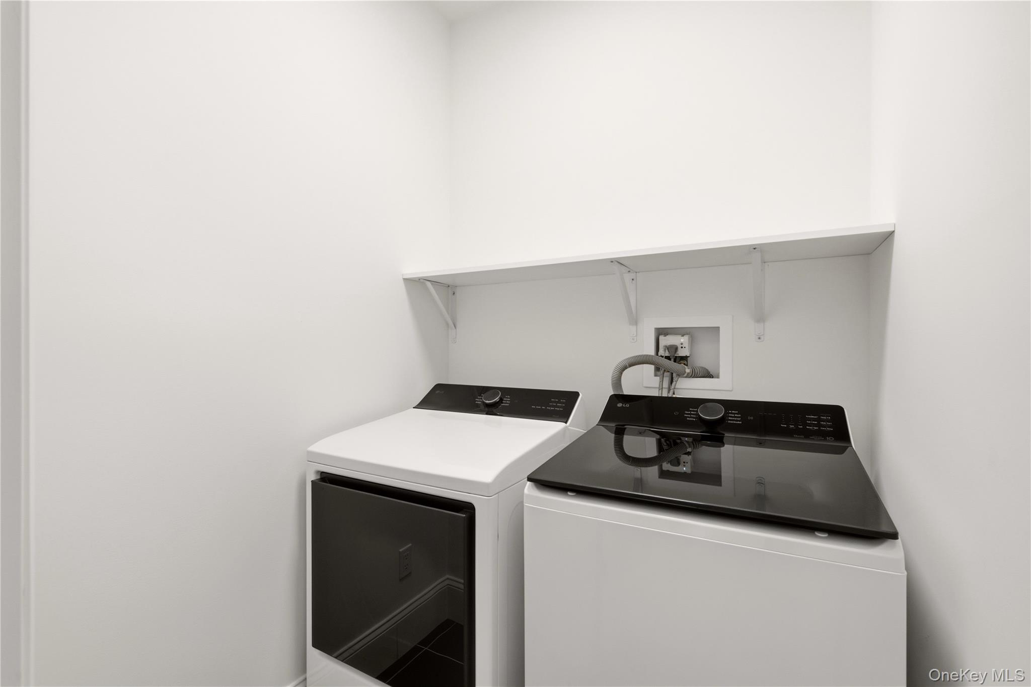  5 Glen Way, Cold Spring Harbor, NY, 11724 - 物件實景