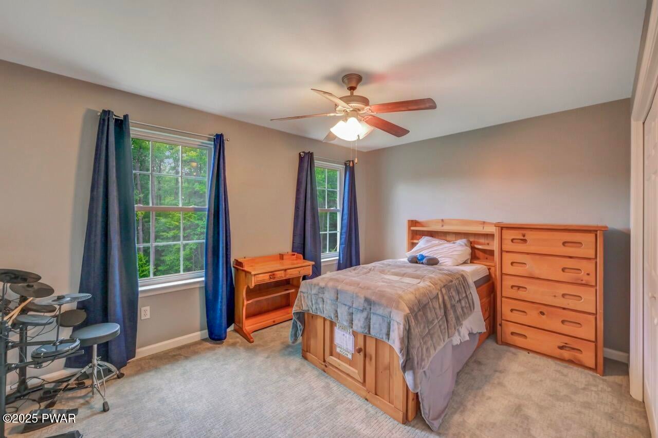 Honesdale, Pennsylvania, 18431, United States, 5 Bedrooms Bedrooms, ,4 BathroomsBathrooms,Residential,For Sale,1973688