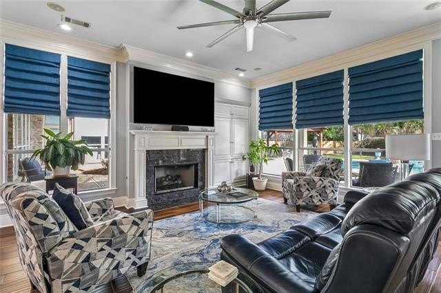 Mandeville, Louisiana, 70471, United States, 5 Bedrooms Bedrooms, ,6 BathroomsBathrooms,Residential,For Sale,2025079