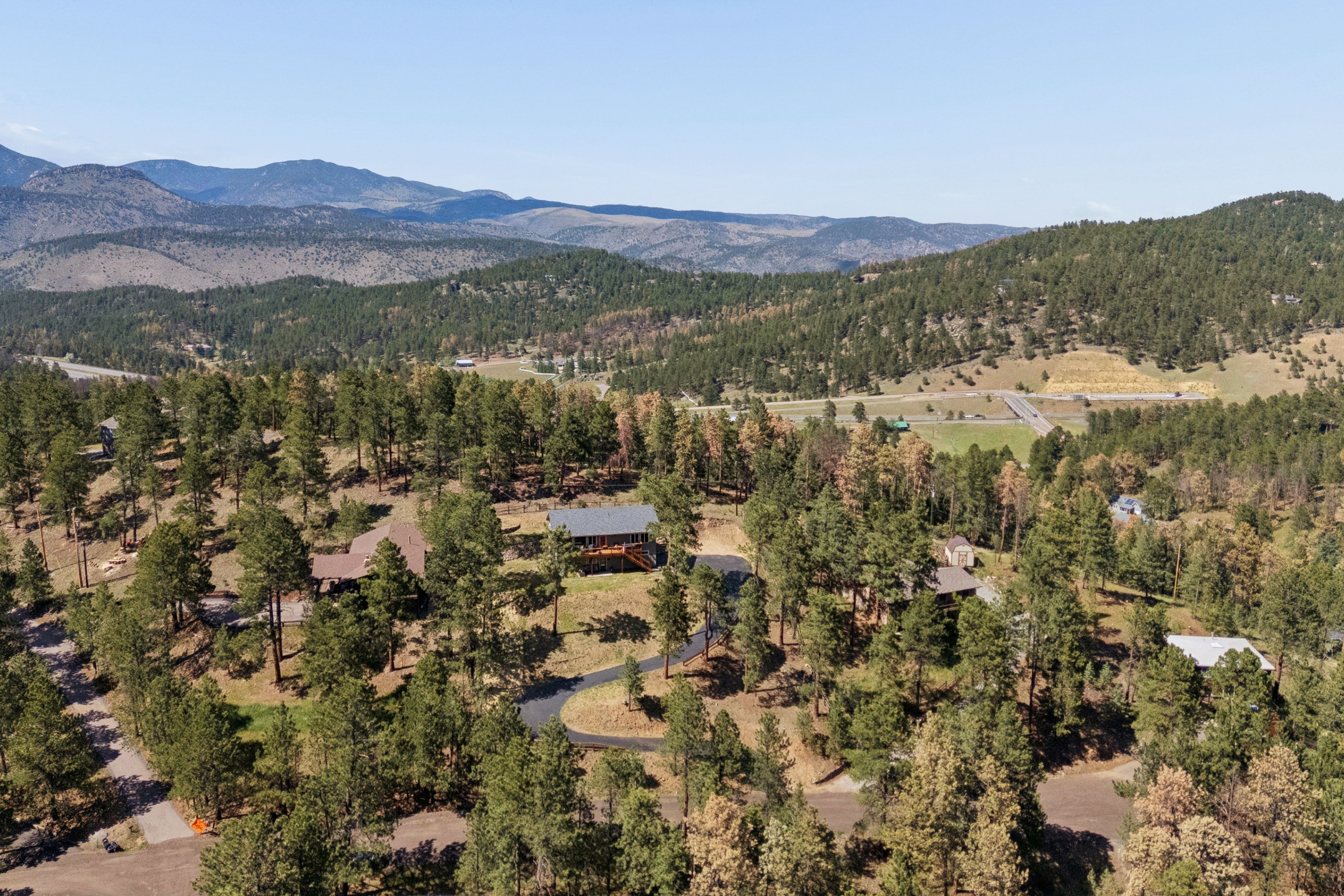  Raised Ranch Living with Spectacular Views - 物件實景