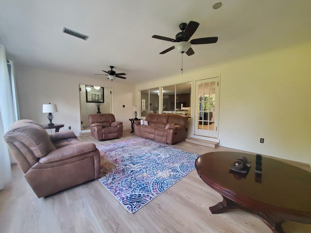 Ty Ty, Georgia, 31795, United States, 7 Bedrooms Bedrooms, ,Residential,For Sale,1979894