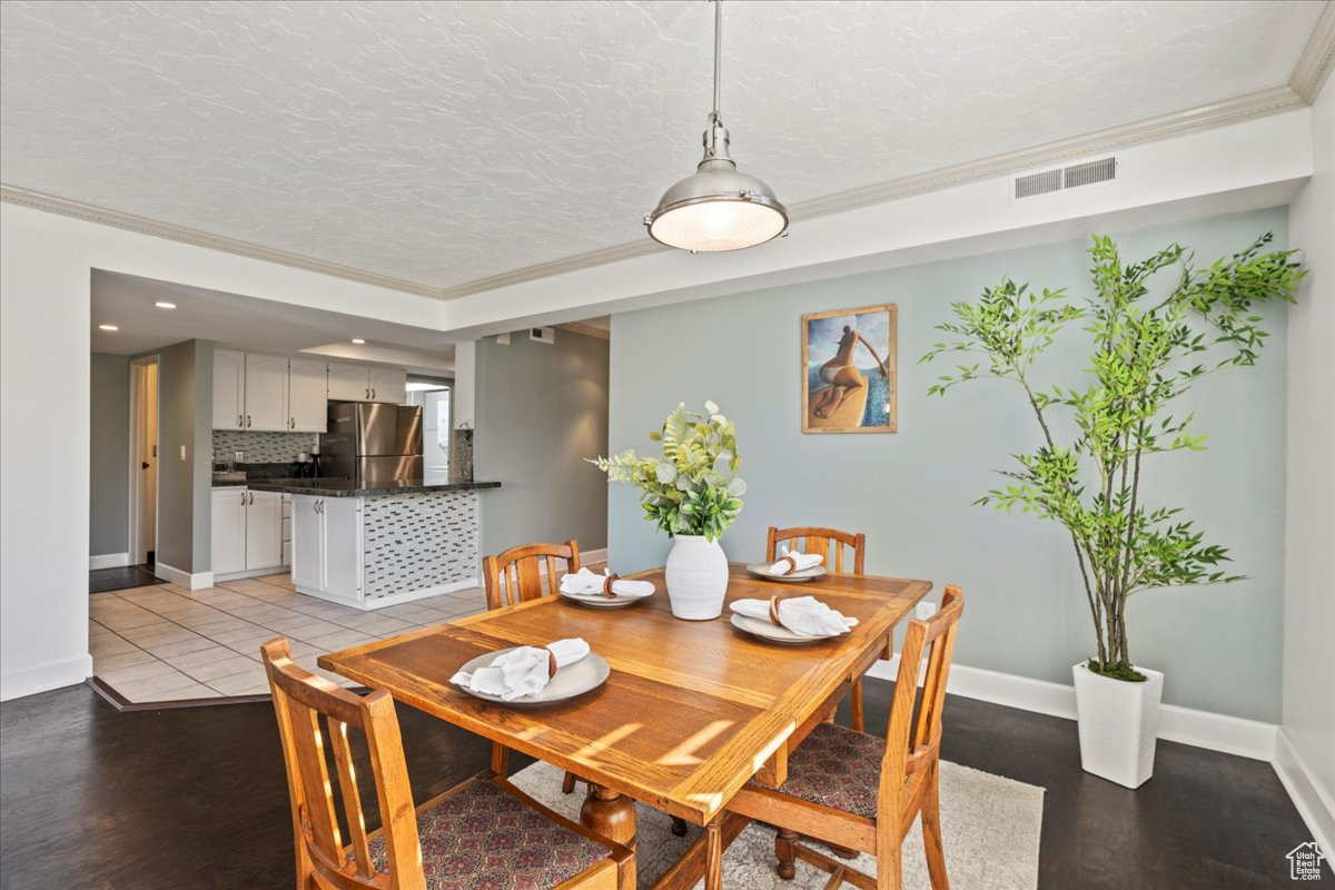 Salt Lake City, Utah, 84103, United States, 2 Bedrooms Bedrooms, ,1 BathroomBathrooms,Residential,For Sale,1988217