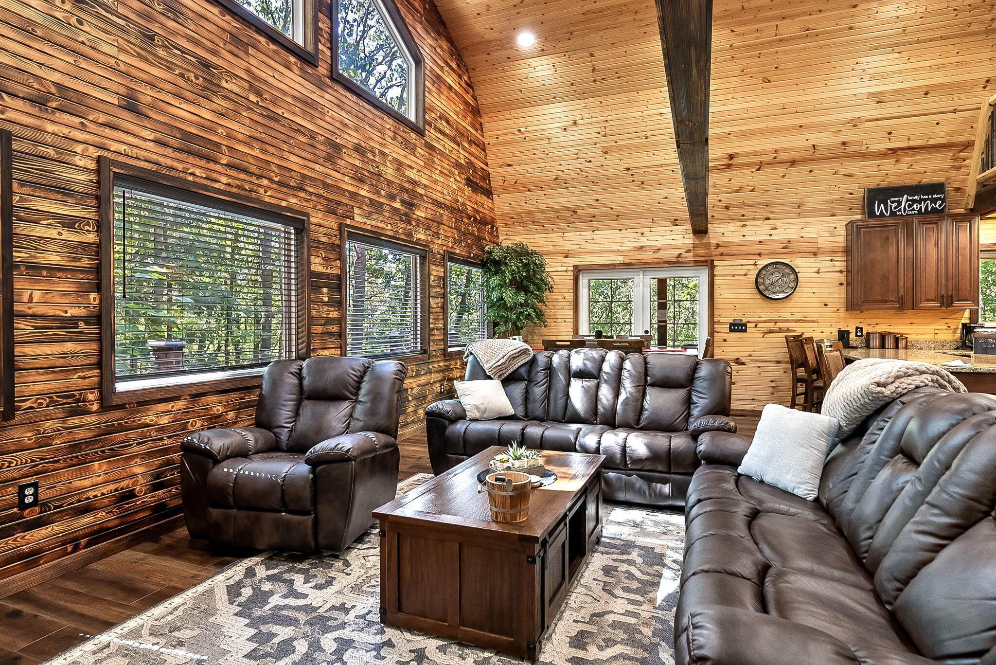 Rockbridge, Ohio, 43149, United States, 4 Bedrooms Bedrooms, ,3 BathroomsBathrooms,Residential,For Sale,1947972