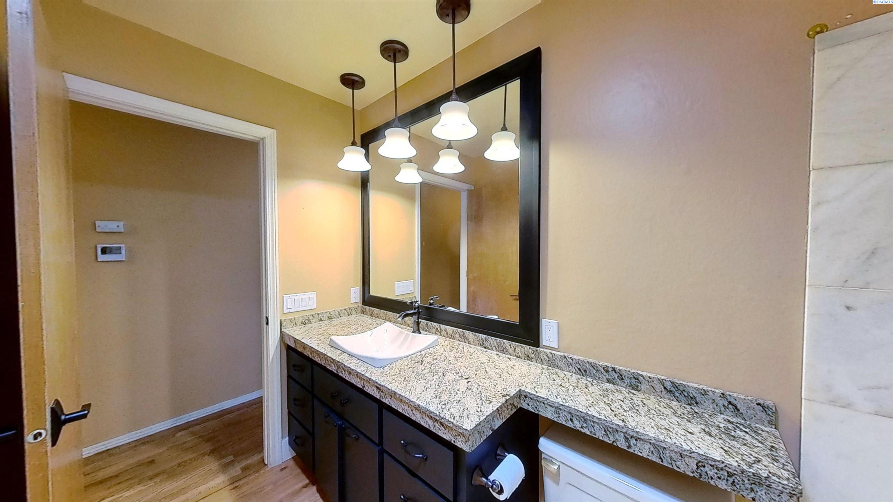 Pullman, Washington, 99163, United States, 4 Bedrooms Bedrooms, ,1 BathroomBathrooms,Residential,For Sale,1858265