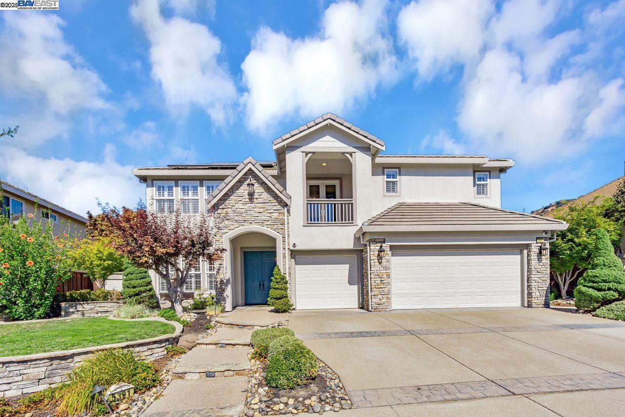 Concord, California, 94521, United States, 5 Bedrooms Bedrooms, ,3 BathroomsBathrooms,Residential,For Sale,1989306