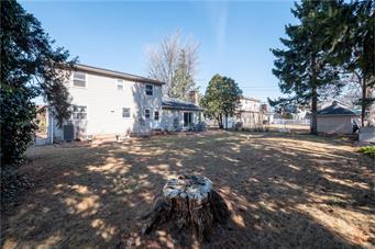 Lower Macungie Twp, Pennsylvania, 18103, United States, 4 Bedrooms Bedrooms, ,4 BathroomsBathrooms,Residential,For Sale,1739037