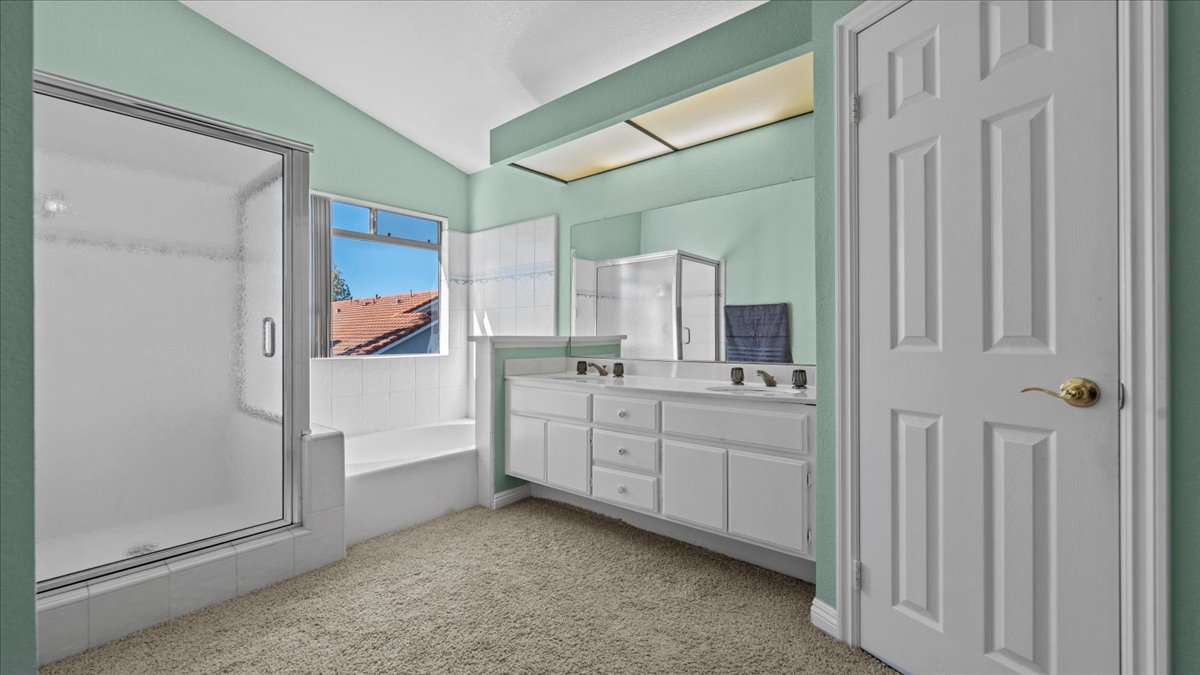 Corona, California, 92881, United States, 5 Bedrooms Bedrooms, ,3 BathroomsBathrooms,Residential,For Sale,1983465