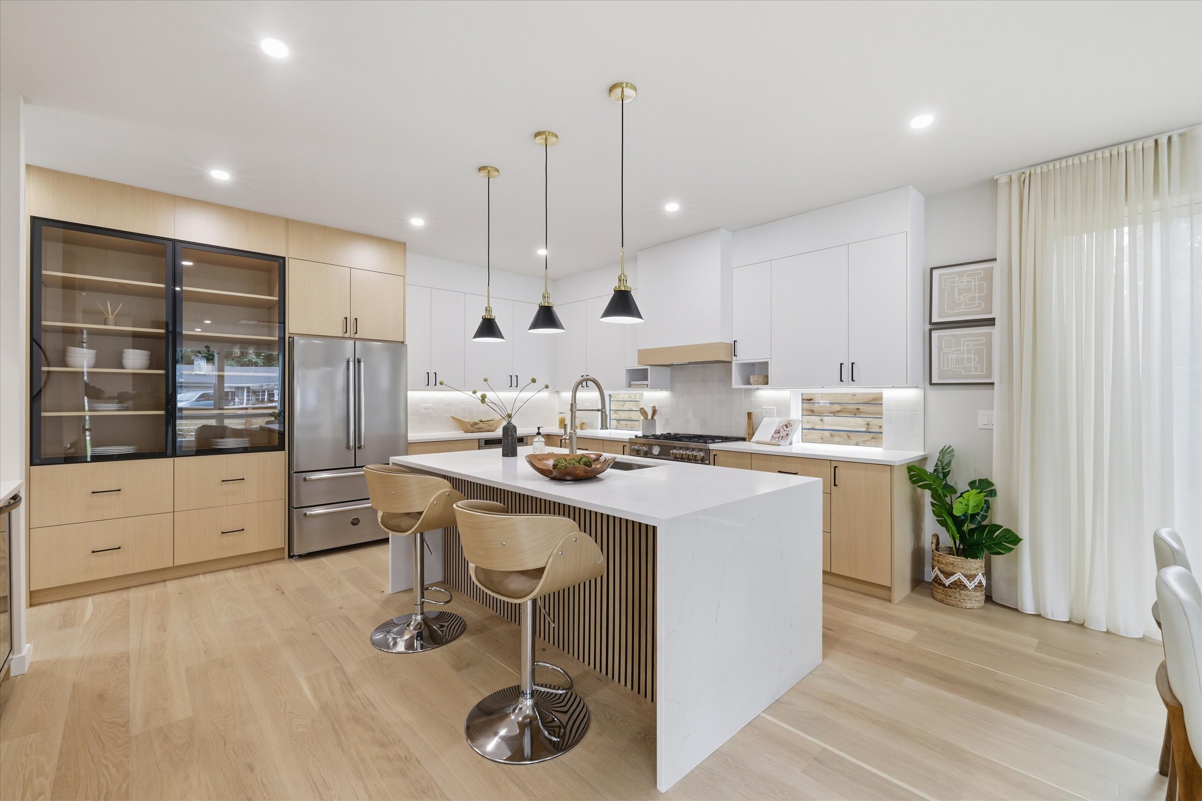  12426 NE 90th St, Kirkland, WA 98033 - 物件實景
