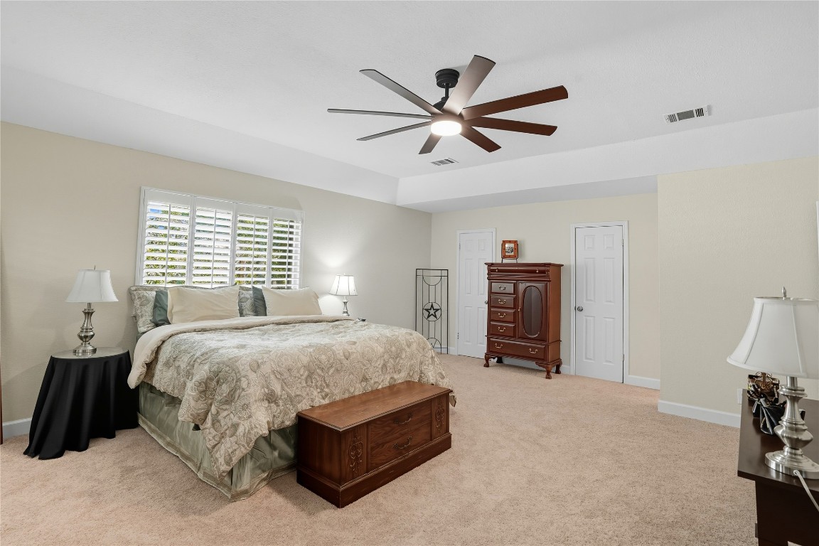Austin, Texas, 78759, United States, 4 Bedrooms Bedrooms, ,3 BathroomsBathrooms,Residential,For Sale,1949836