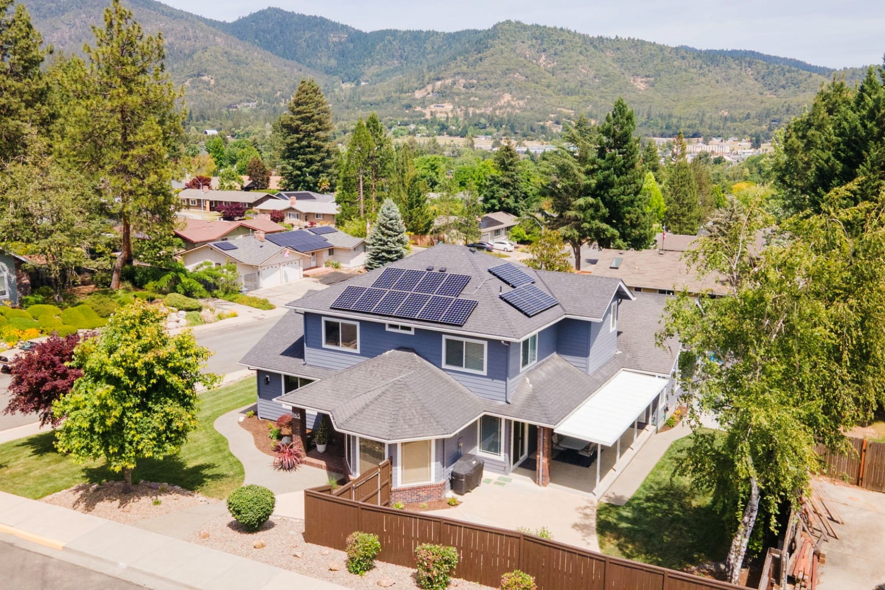  965 NW Valley View Drive Grants Pass, OR 97526 - 物件實景