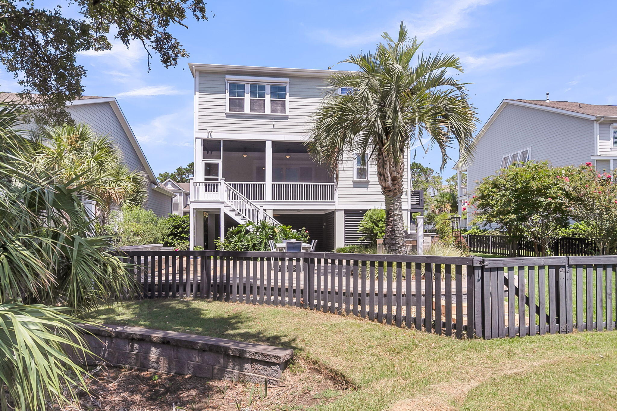 Mount Pleasant, South Carolina, 29466, United States, 4 Bedrooms Bedrooms, ,3 BathroomsBathrooms,Residential,For Sale,1900644
