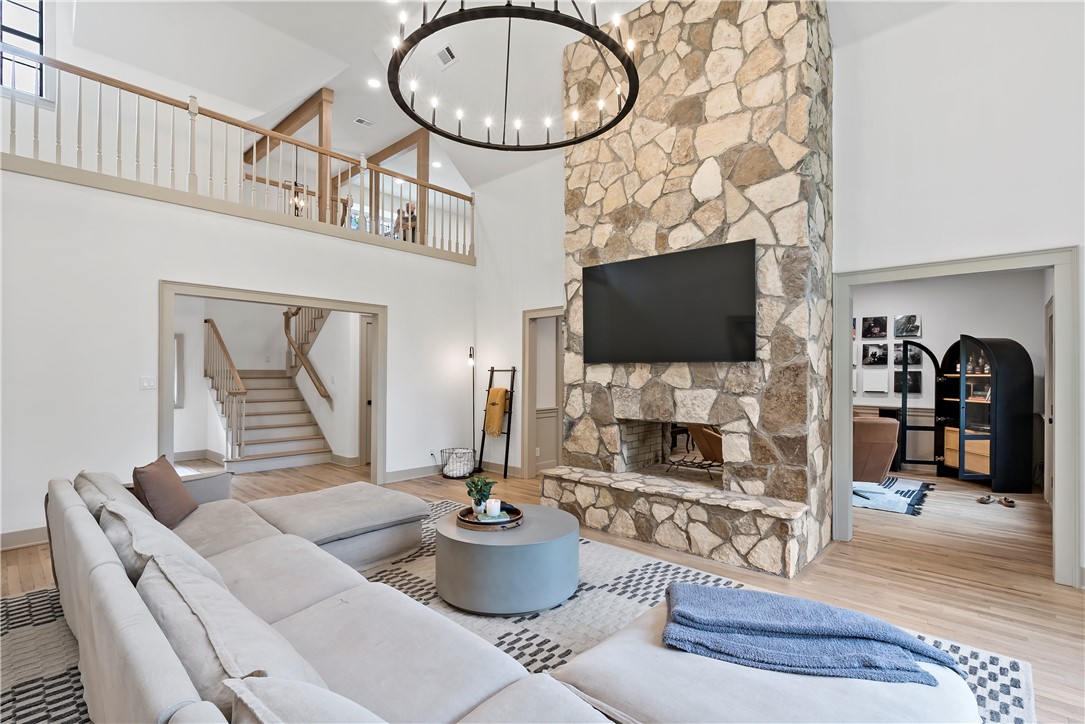 College Station, Texas, 77845, United States, 4 Bedrooms Bedrooms, ,5 BathroomsBathrooms,Residential,For Sale,1932091