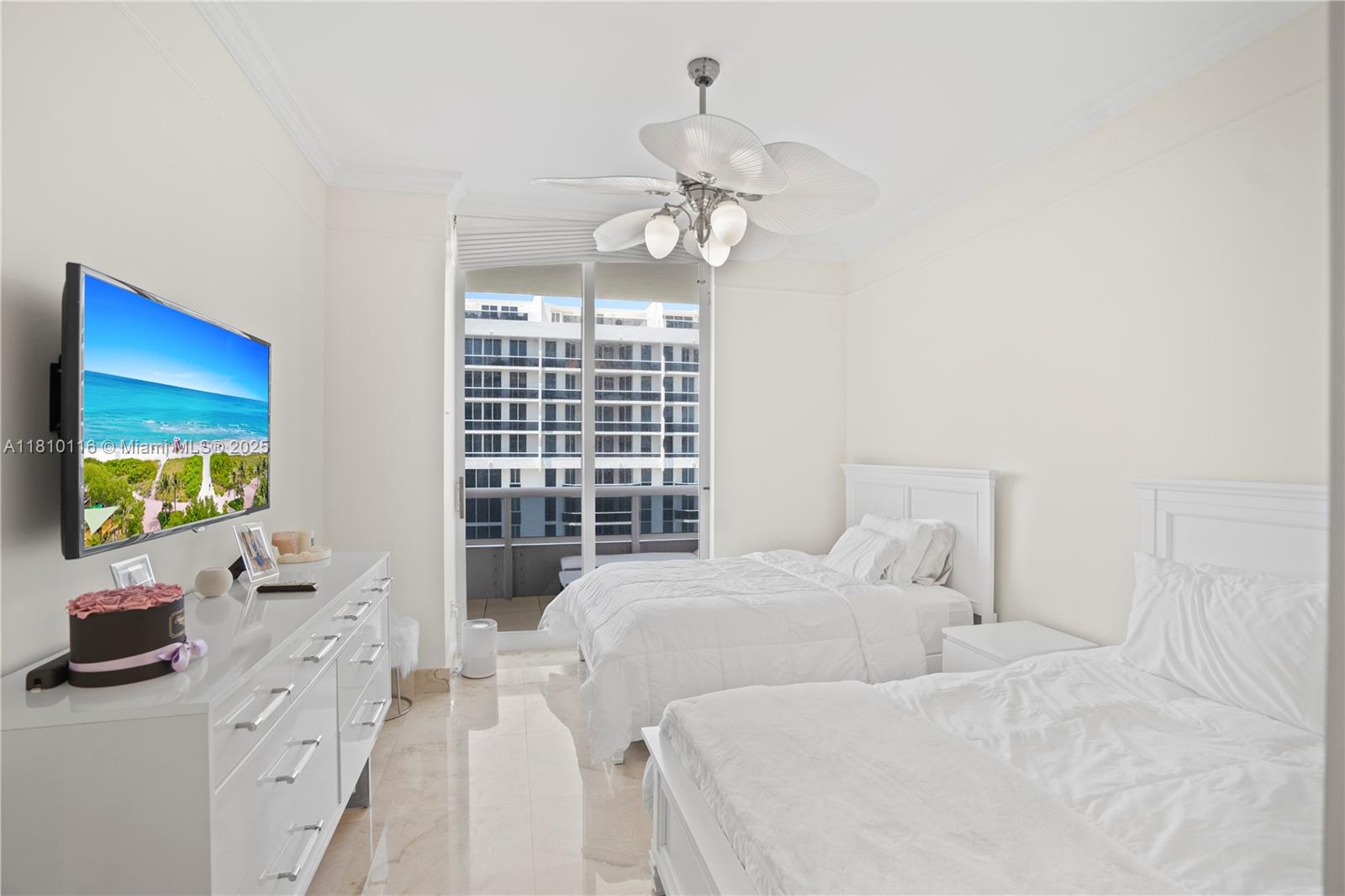 Miami Beach, Florida, 33140, United States, 2 Bedrooms Bedrooms, ,2 BathroomsBathrooms,Residential,For Sale,1838386