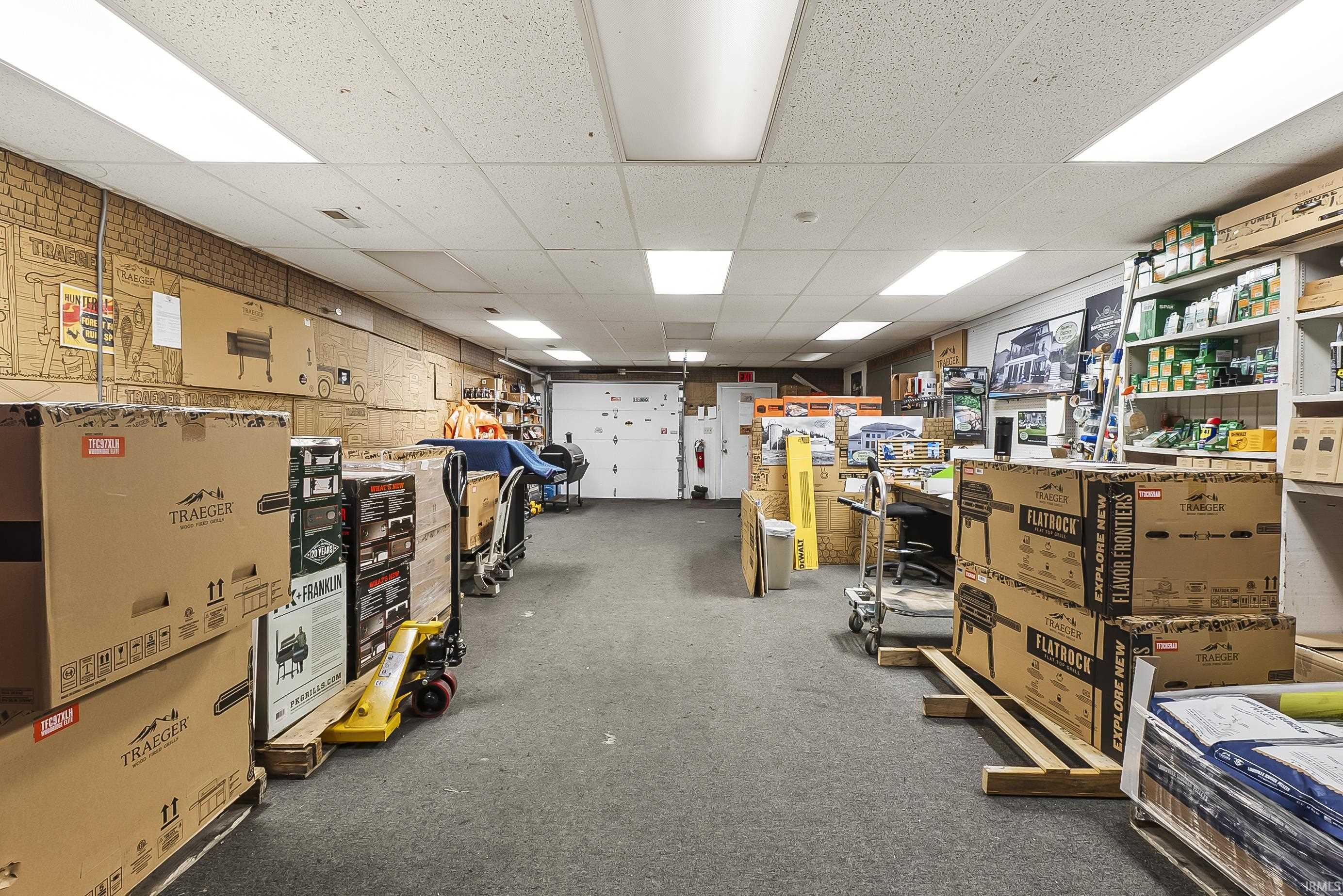 Fort Wayne, Indiana, 46805-3241, United States, 6 Bedrooms Bedrooms, ,4 BathroomsBathrooms,Residential,For Sale,1976576