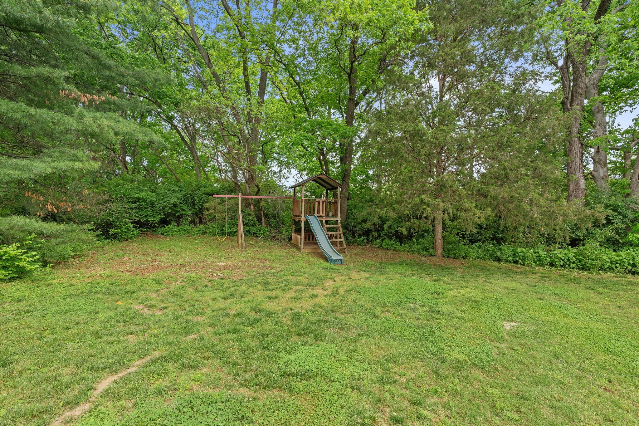 Brentwood, Tennessee, 37027, United States, 4 Bedrooms Bedrooms, ,6 BathroomsBathrooms,Residential,For Sale,1987820