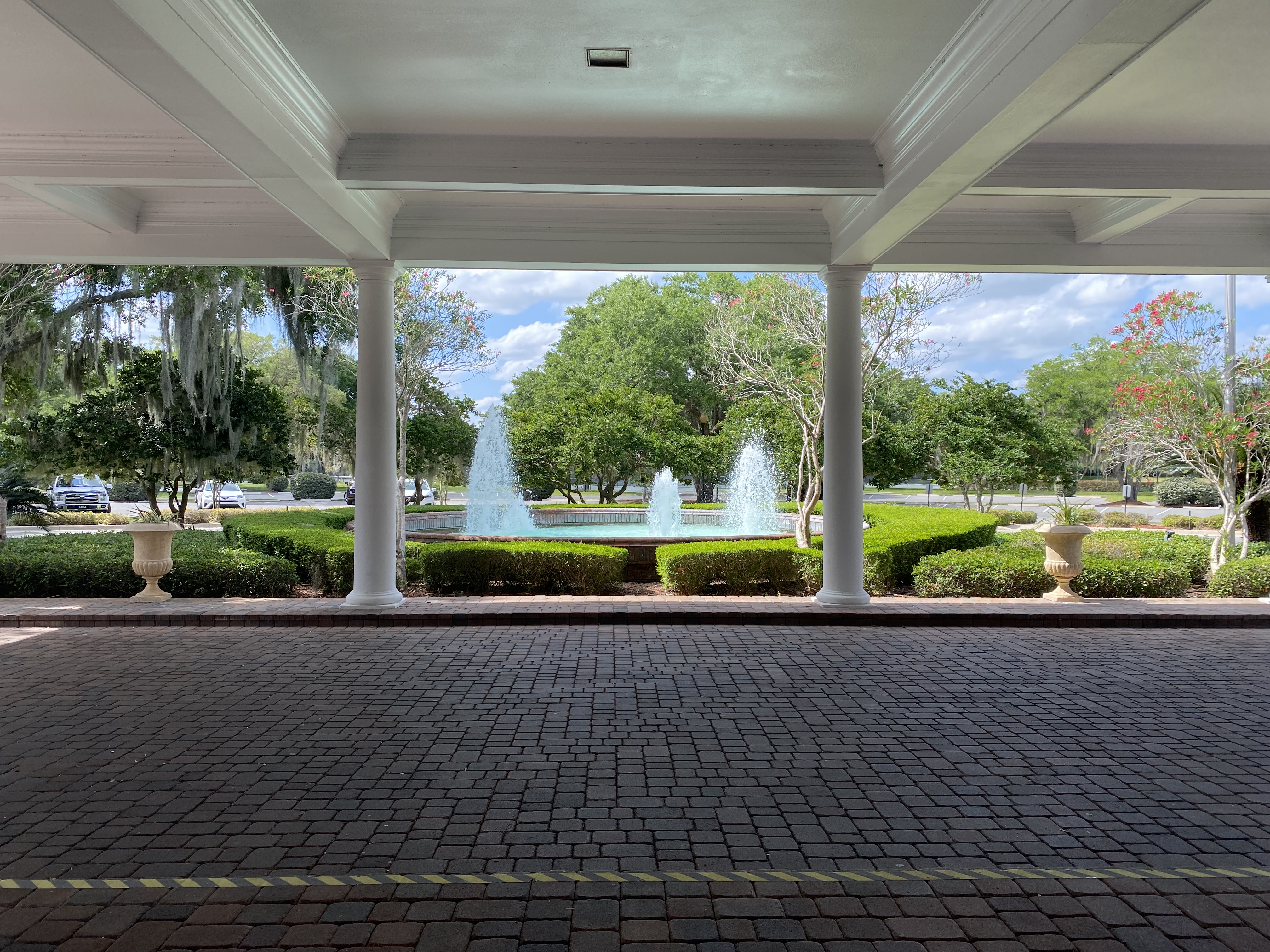 Lady Lake, Florida, 32159, United States, 4 Bedrooms Bedrooms, ,3 BathroomsBathrooms,Residential,For Sale,1945025
