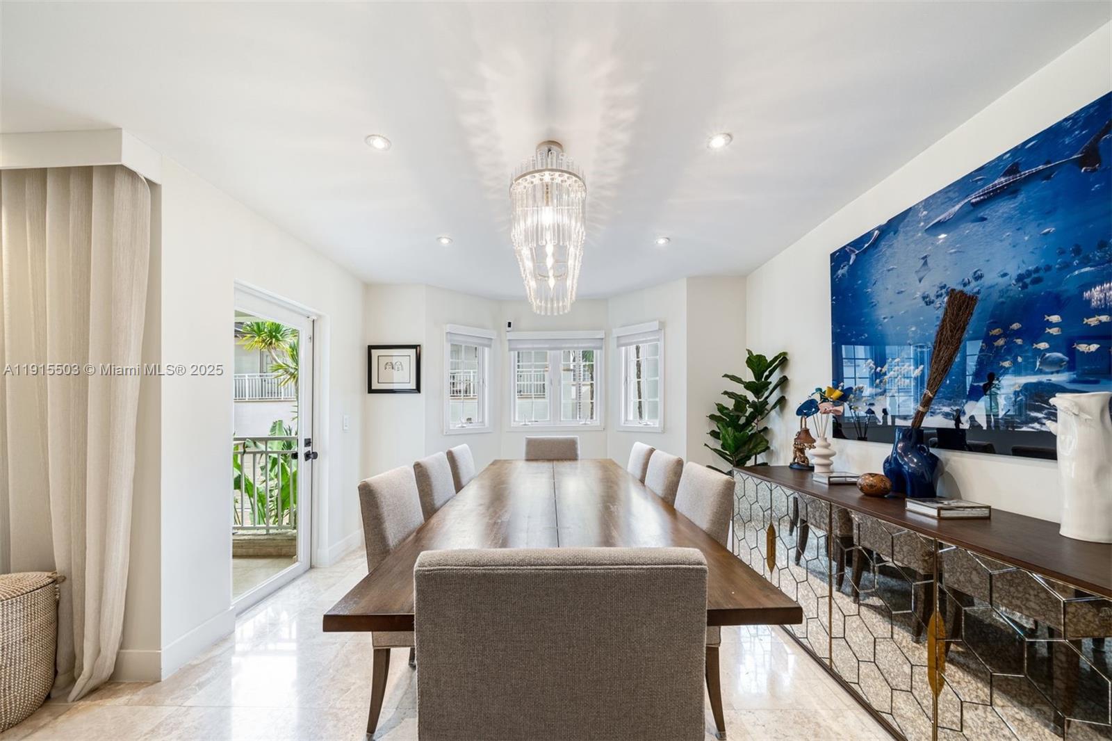 Miami Beach, Florida, 33139, United States, 3 Bedrooms Bedrooms, ,3 BathroomsBathrooms,Residential,For Sale,1996071