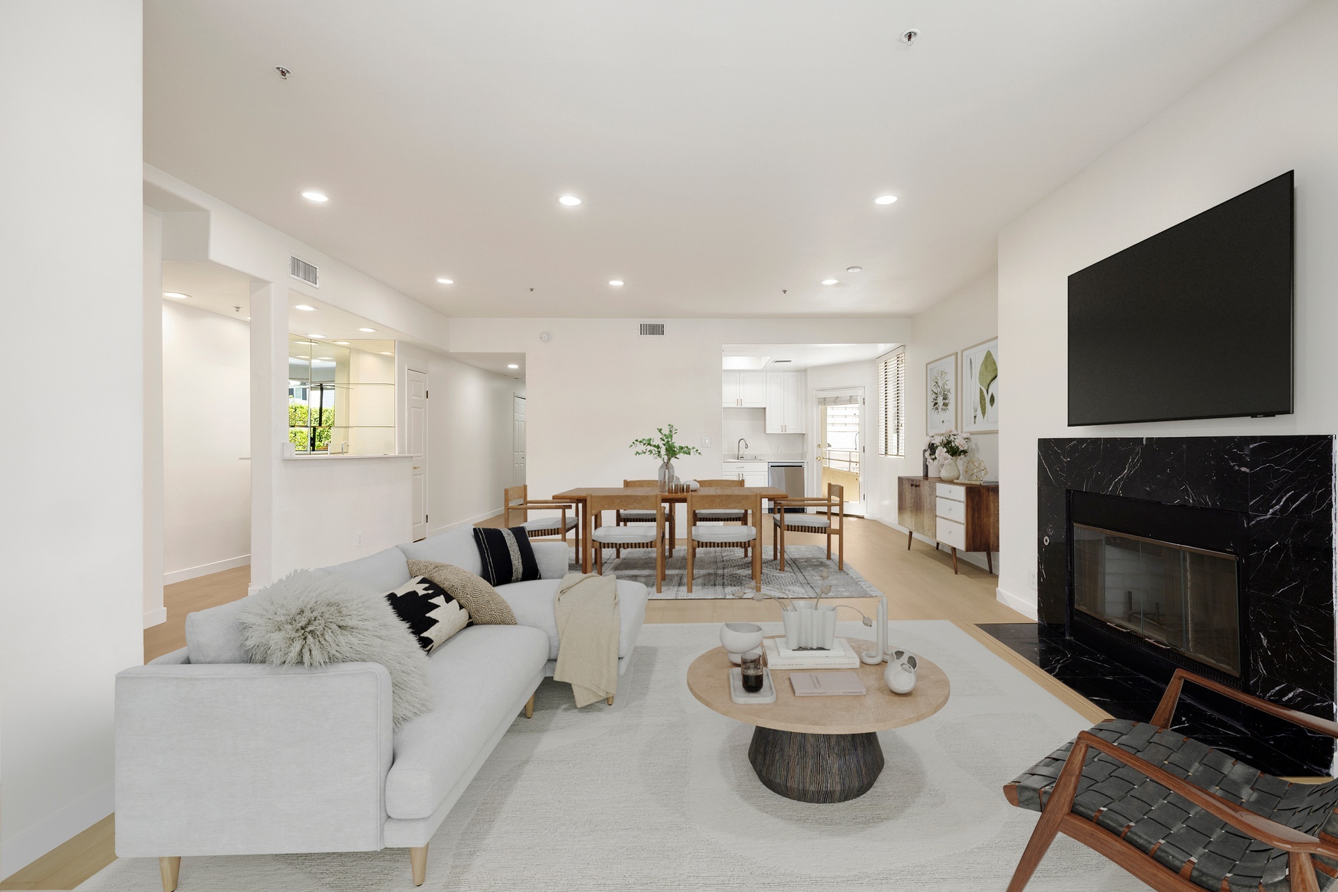  9836 Vidor Dr - 物件實景