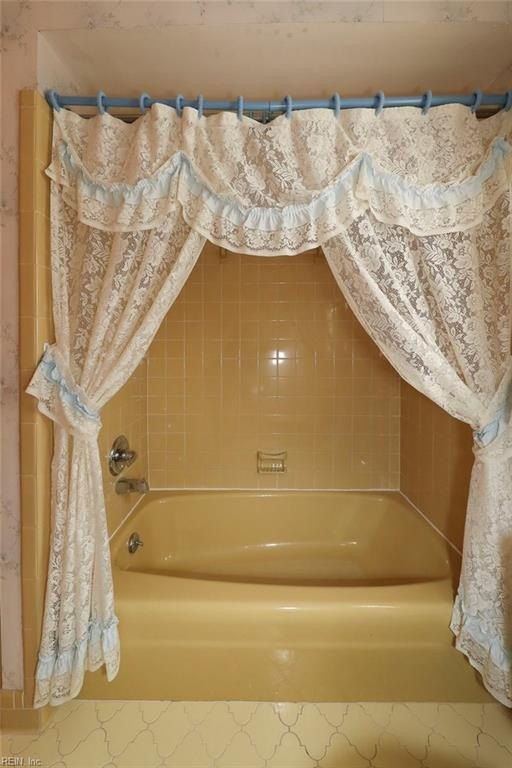 Virginia Beach, Virginia, 23464, United States, 5 Bedrooms Bedrooms, ,3 BathroomsBathrooms,Residential,For Sale,1996742