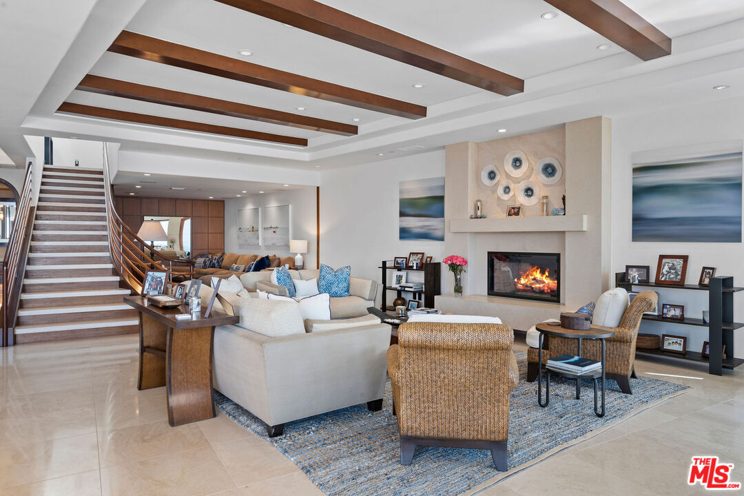 Malibu, California, 90265, United States, 3 Bedrooms Bedrooms, ,4 BathroomsBathrooms,Residential,For Sale,1855948
