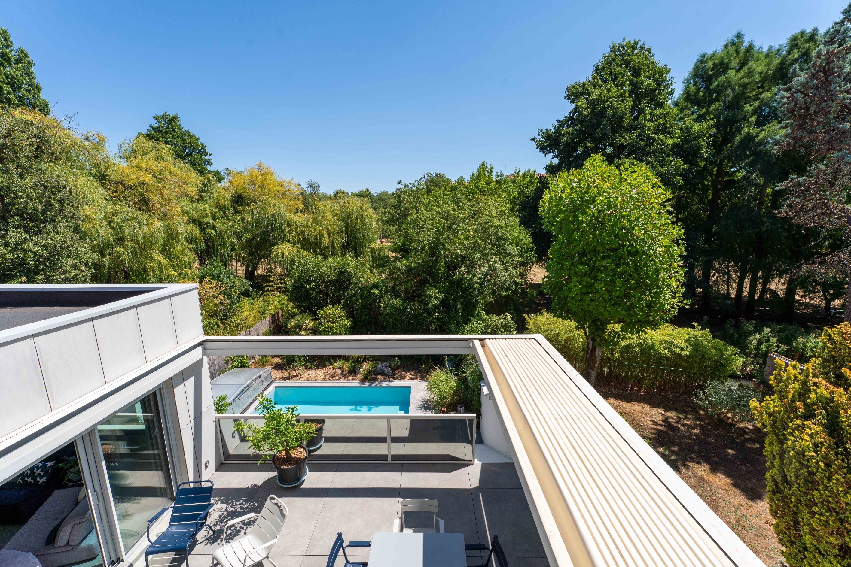  Villa with Swimming Pool on the Edge of Parc Charruyer - 物件實景