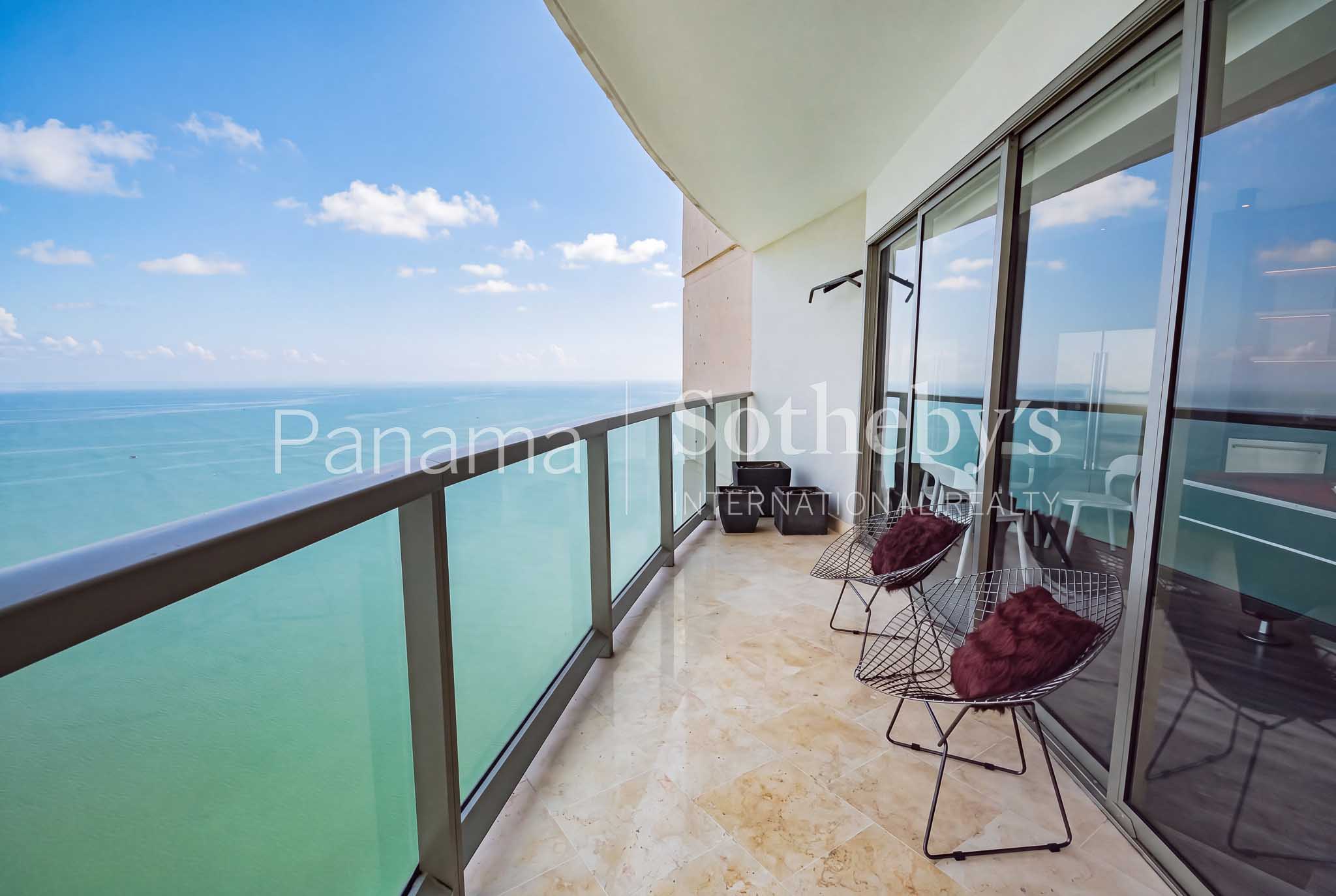  Oceanfront Residence with Wrap-Around Balcony  The Ocean Club, Punta Pacífica - 物件實景