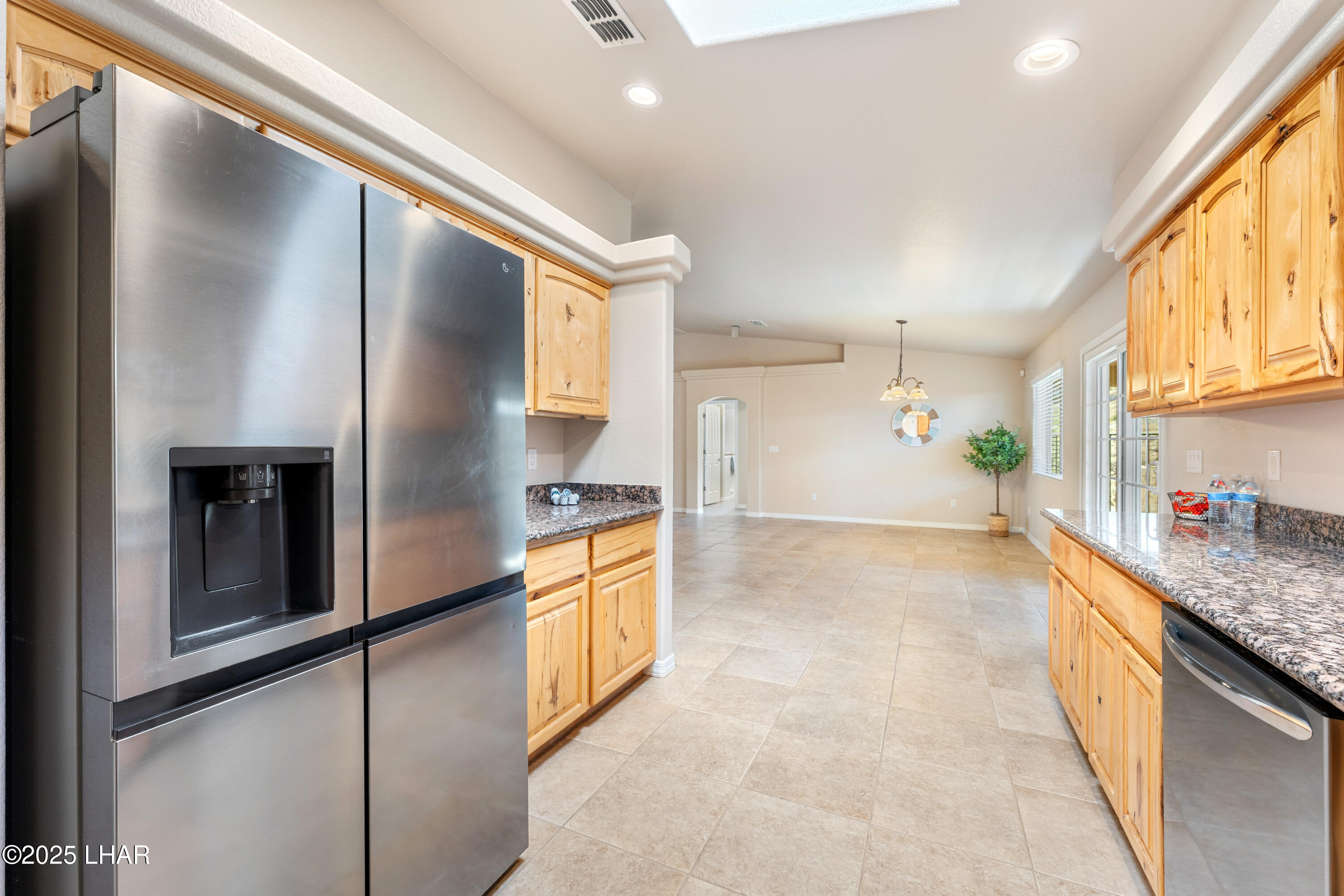 Lake Havasu City, Arizona, 86404, United States, 3 Bedrooms Bedrooms, ,1 BathroomBathrooms,Residential,For Sale,1967862