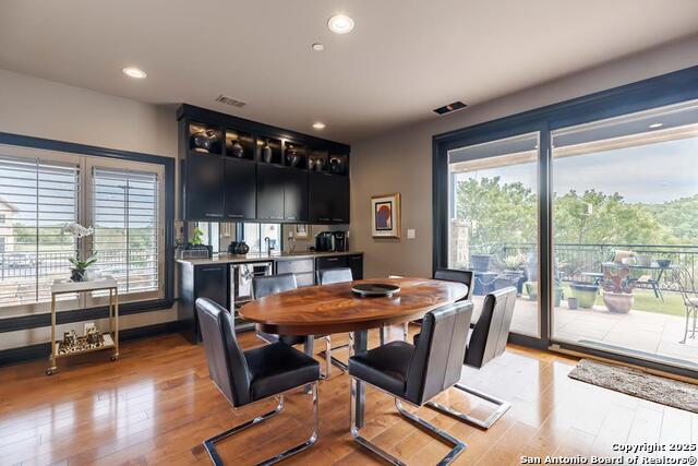 Kerrville, Texas, 78028, United States, 3 Bedrooms Bedrooms, ,5 BathroomsBathrooms,Residential,For Sale,2002540