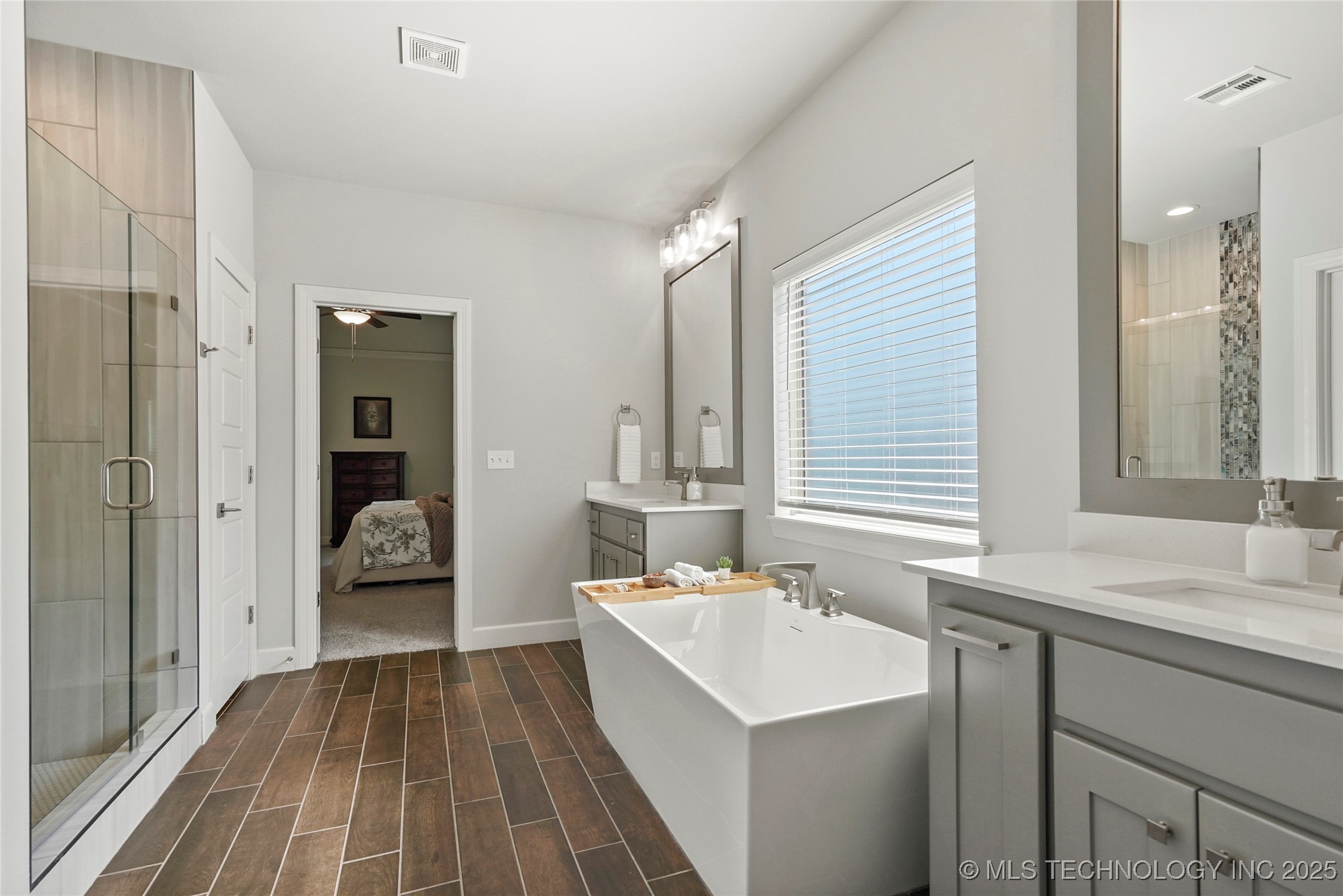 Broken Arrow, Oklahoma, 74014, United States, 3 Bedrooms Bedrooms, ,2 BathroomsBathrooms,Residential,For Sale,1940073