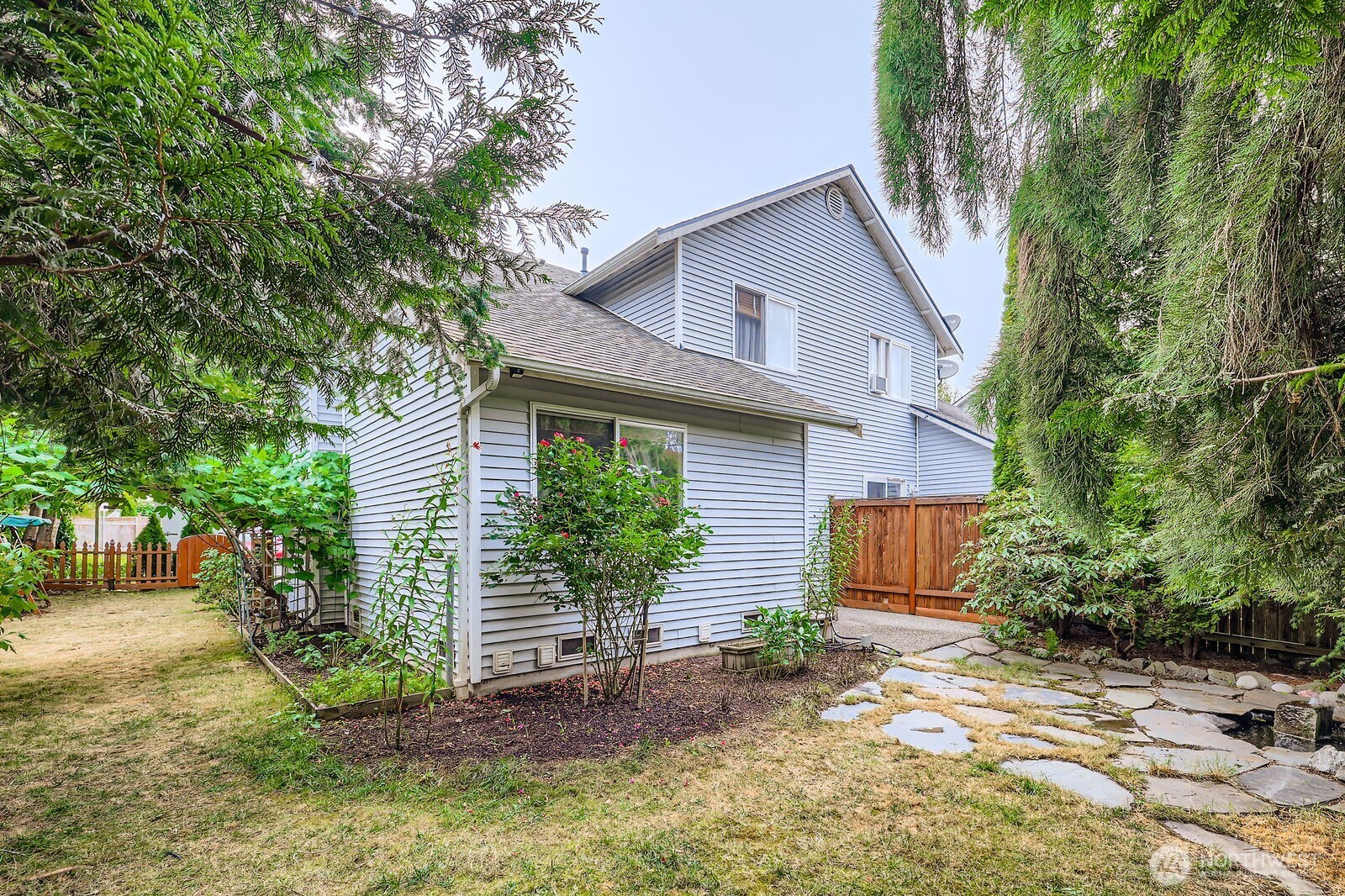 Lake Stevens, Washington, 98258, United States, 3 Bedrooms Bedrooms, ,3 BathroomsBathrooms,Residential,For Sale,1942616