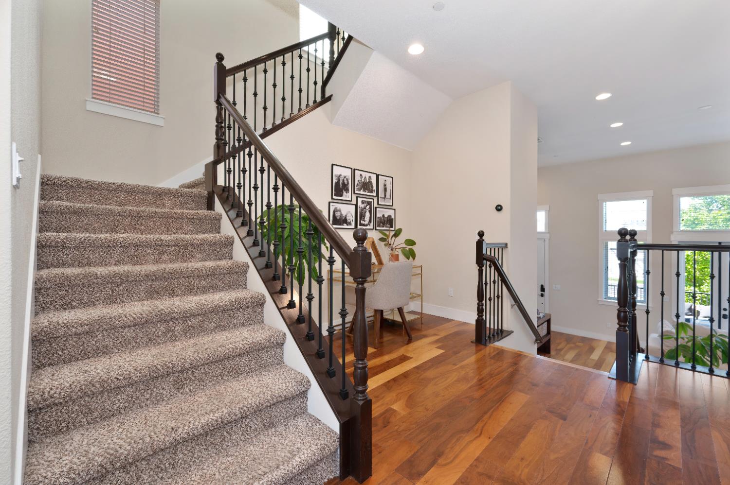 Sacramento, California, 95818, United States, 3 Bedrooms Bedrooms, ,3 BathroomsBathrooms,Residential,For Sale,1988052