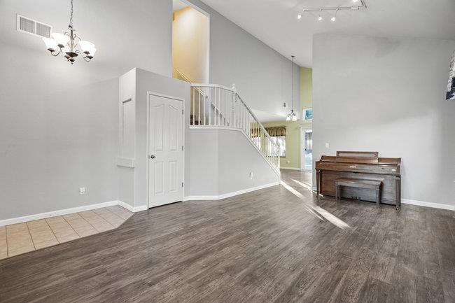 Hollister, California, 95023, United States, 4 Bedrooms Bedrooms, ,3 BathroomsBathrooms,Residential,For Sale,2006459