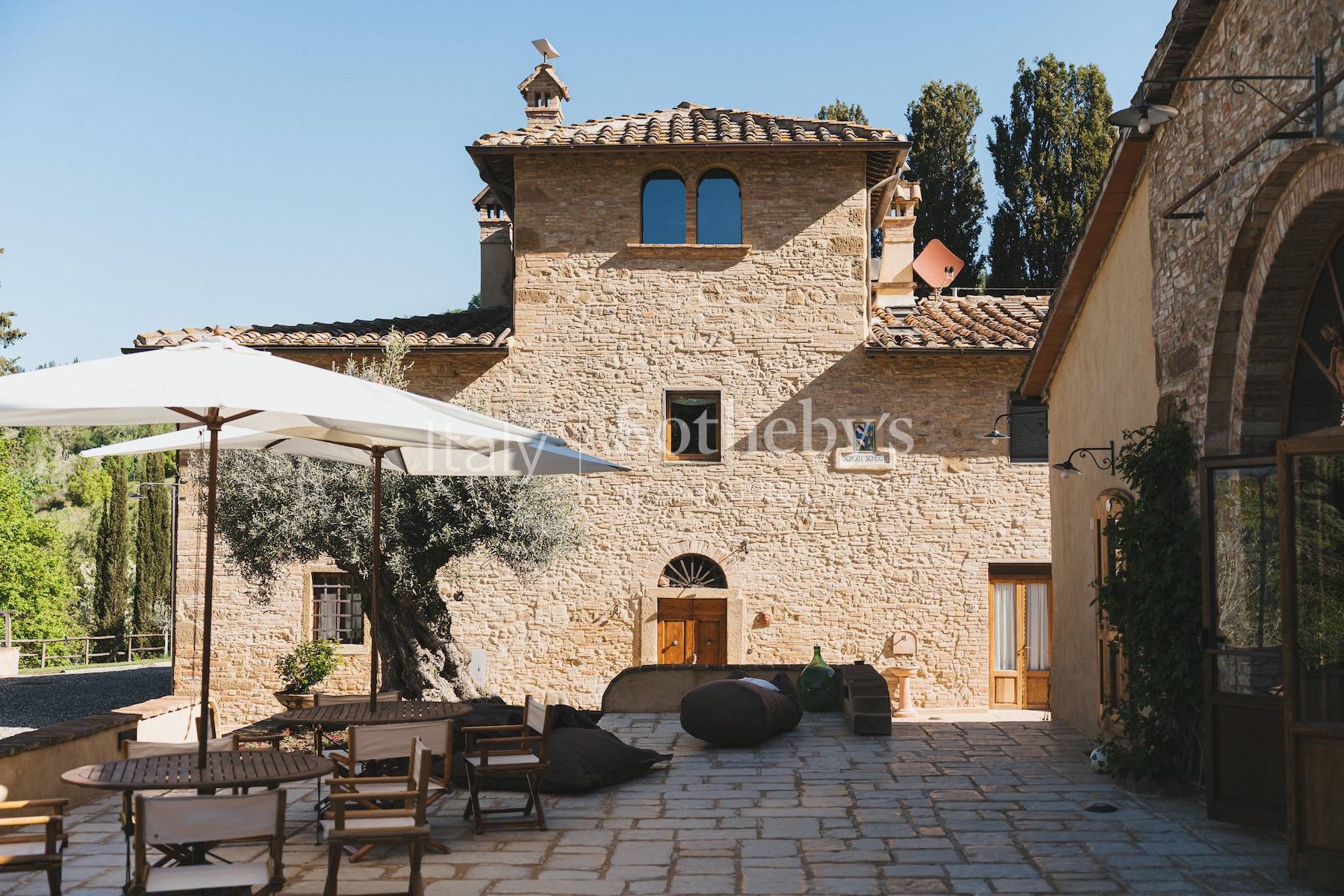  Small restored hamlet in the heart of Chianti - 物件實景