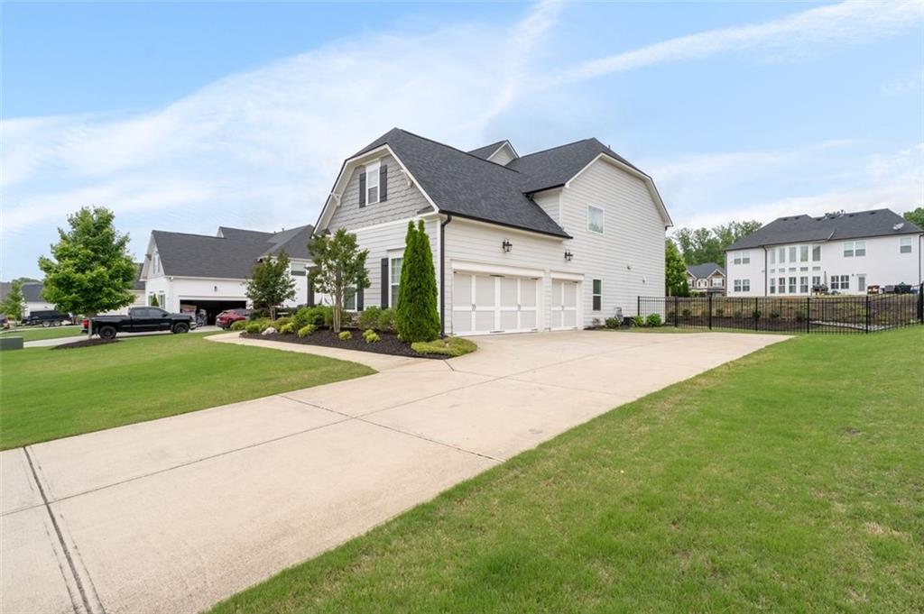 Cumming, Georgia, 30028, United States, 5 Bedrooms Bedrooms, ,4 BathroomsBathrooms,Residential,For Sale,1828216