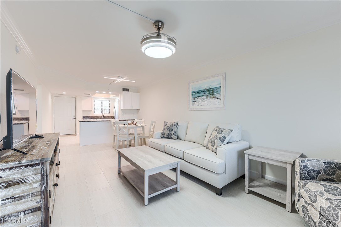 Fort Myers Beach, Florida, 33931, United States, 2 Bedrooms Bedrooms, ,2 BathroomsBathrooms,Residential,For Sale,1987327