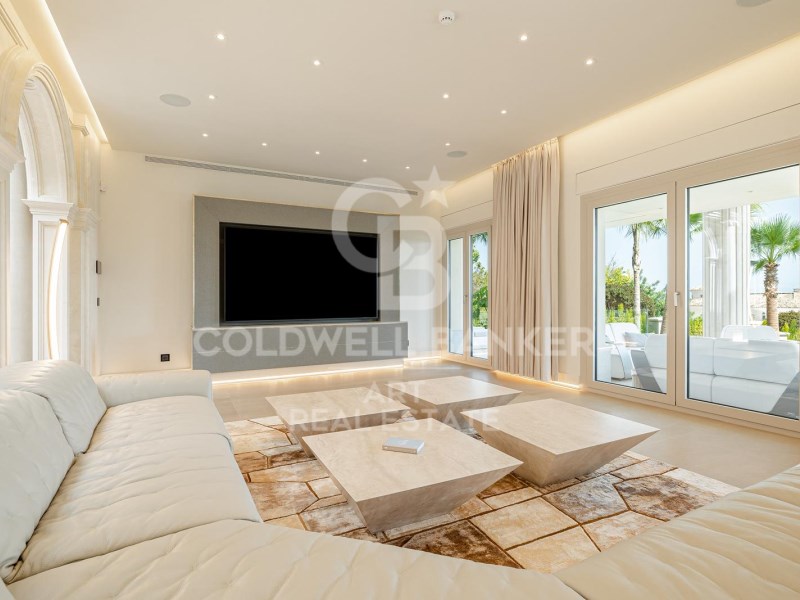 Marbella, Andalusia, ES, 5 Bedrooms Bedrooms, ,6 BathroomsBathrooms,Residential,For Sale,1902112