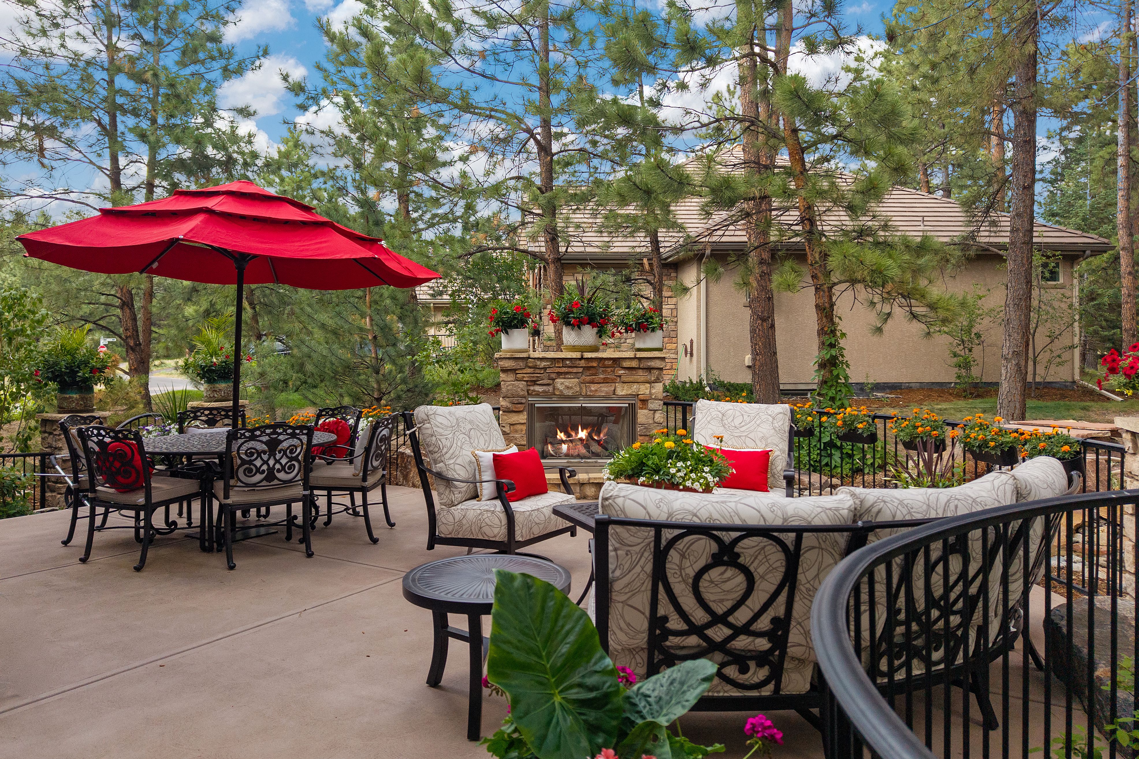  Luxury, No-Maintenance Living with Main-Floor Primary in Castle Pines Village - 物件實景