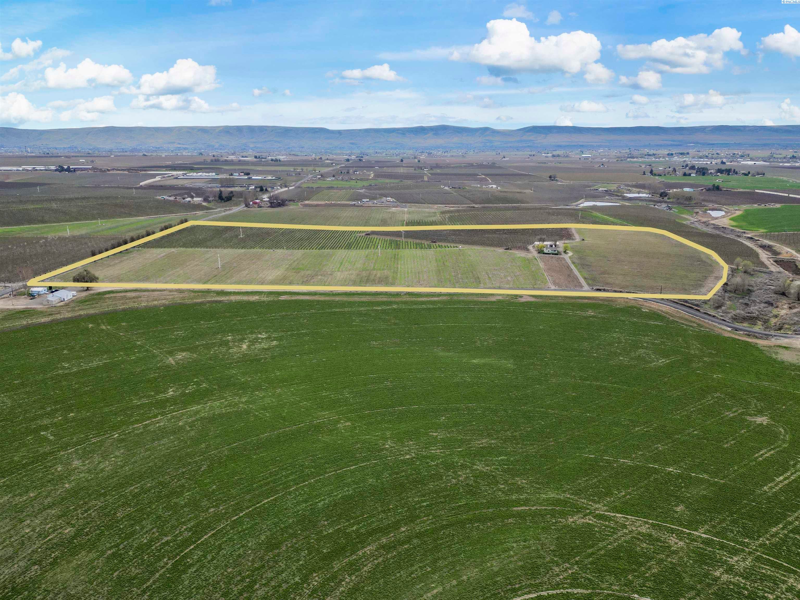 Prosser, Washington, 99350, United States, 2 Bedrooms Bedrooms, ,1 BathroomBathrooms,Residential,For Sale,1974522