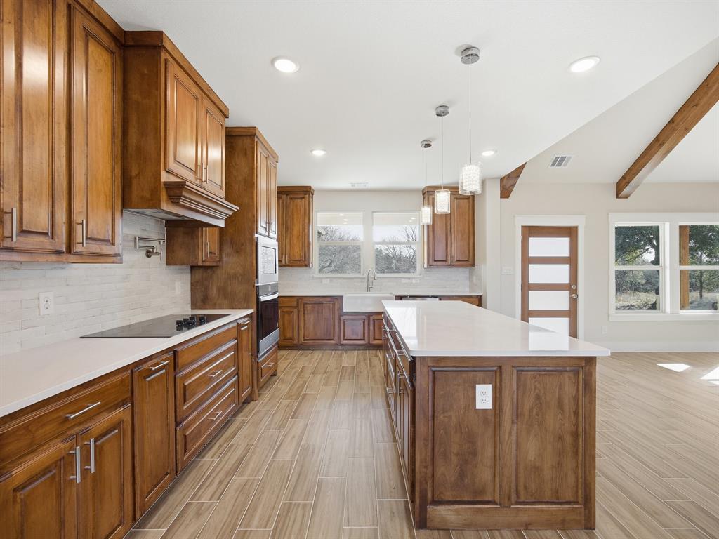 Weatherford, Texas, 76085, United States, 4 Bedrooms Bedrooms, ,3 BathroomsBathrooms,Residential,For Sale,2008170