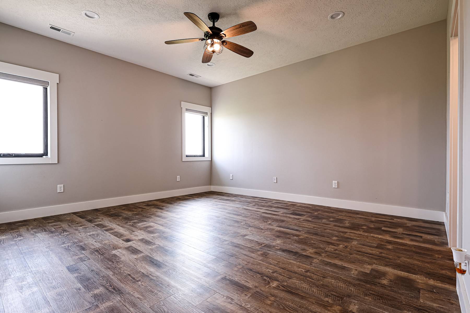 Avon, South Dakota, 57315, United States, 3 Bedrooms Bedrooms, ,3 BathroomsBathrooms,Residential,For Sale,1943901
