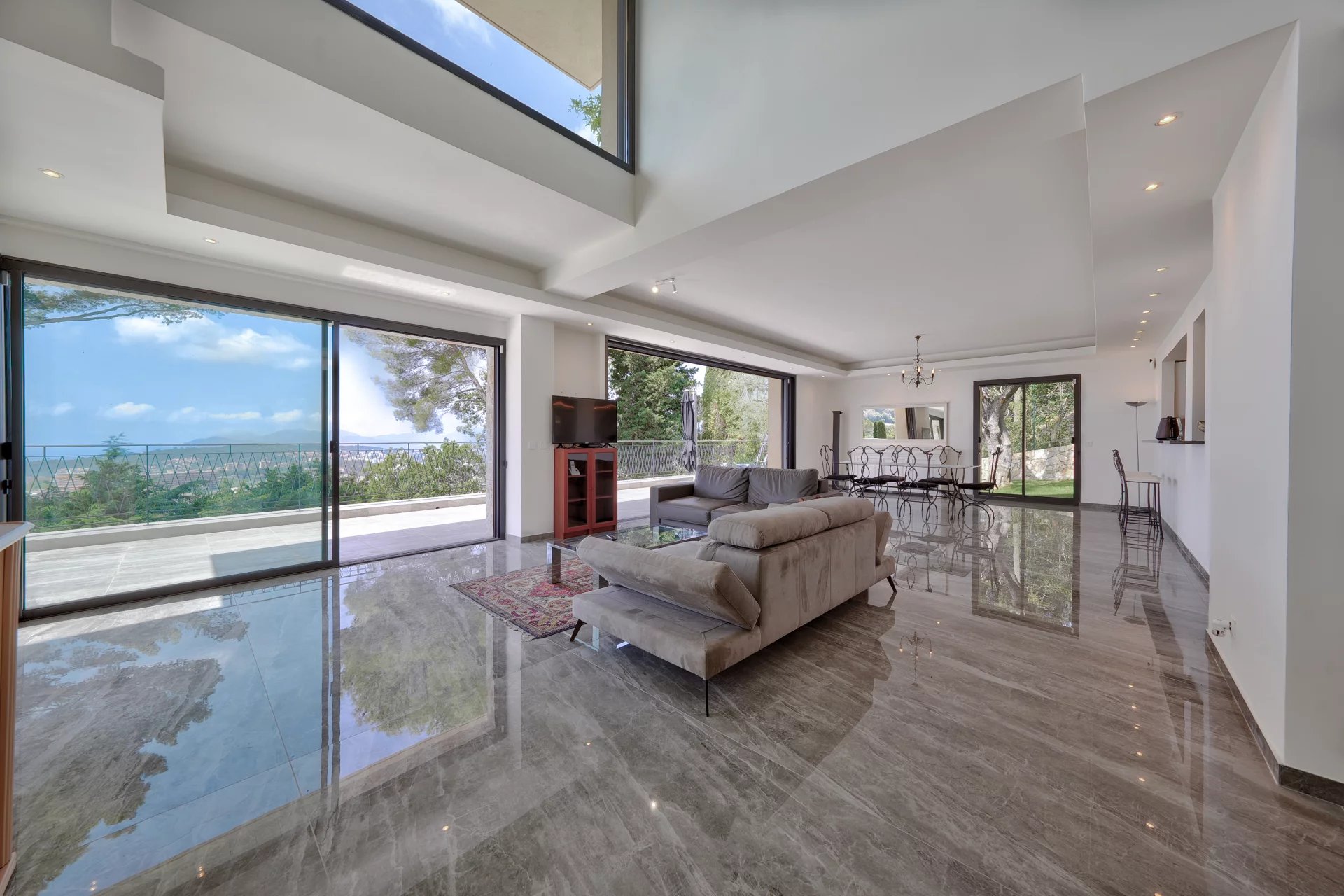 Mougins, Provence-Alpes-Côte d’Azur, 06250, FR, 6 Bedrooms Bedrooms, ,6 BathroomsBathrooms,Residential,For Sale,1954947