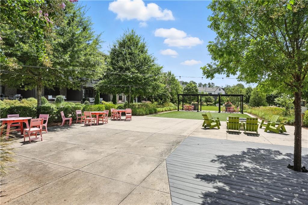 Alpharetta, Georgia, 30005, United States, 3 Bedrooms Bedrooms, ,3 BathroomsBathrooms,Residential,For Sale,1907831