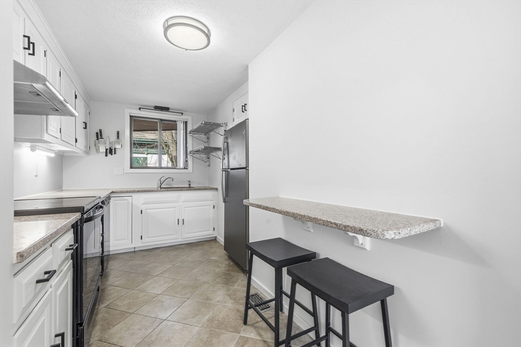 Cambridge, Massachusetts, 02138, United States, 3 Bedrooms Bedrooms, ,3 BathroomsBathrooms,Residential,For Sale,2040647