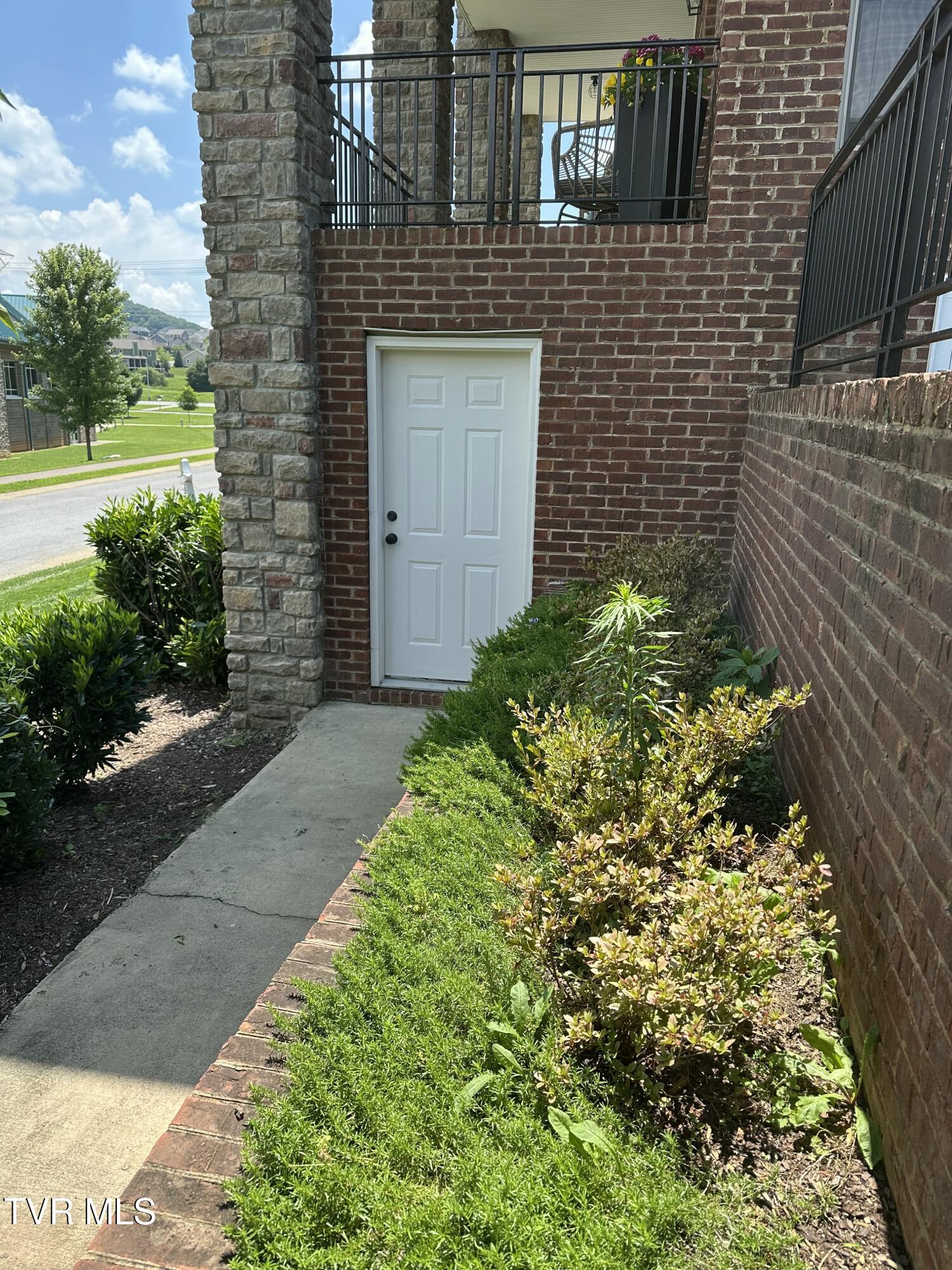 Kingsport, Tennessee, 37664, United States, 5 Bedrooms Bedrooms, ,5 BathroomsBathrooms,Residential,For Sale,1982177