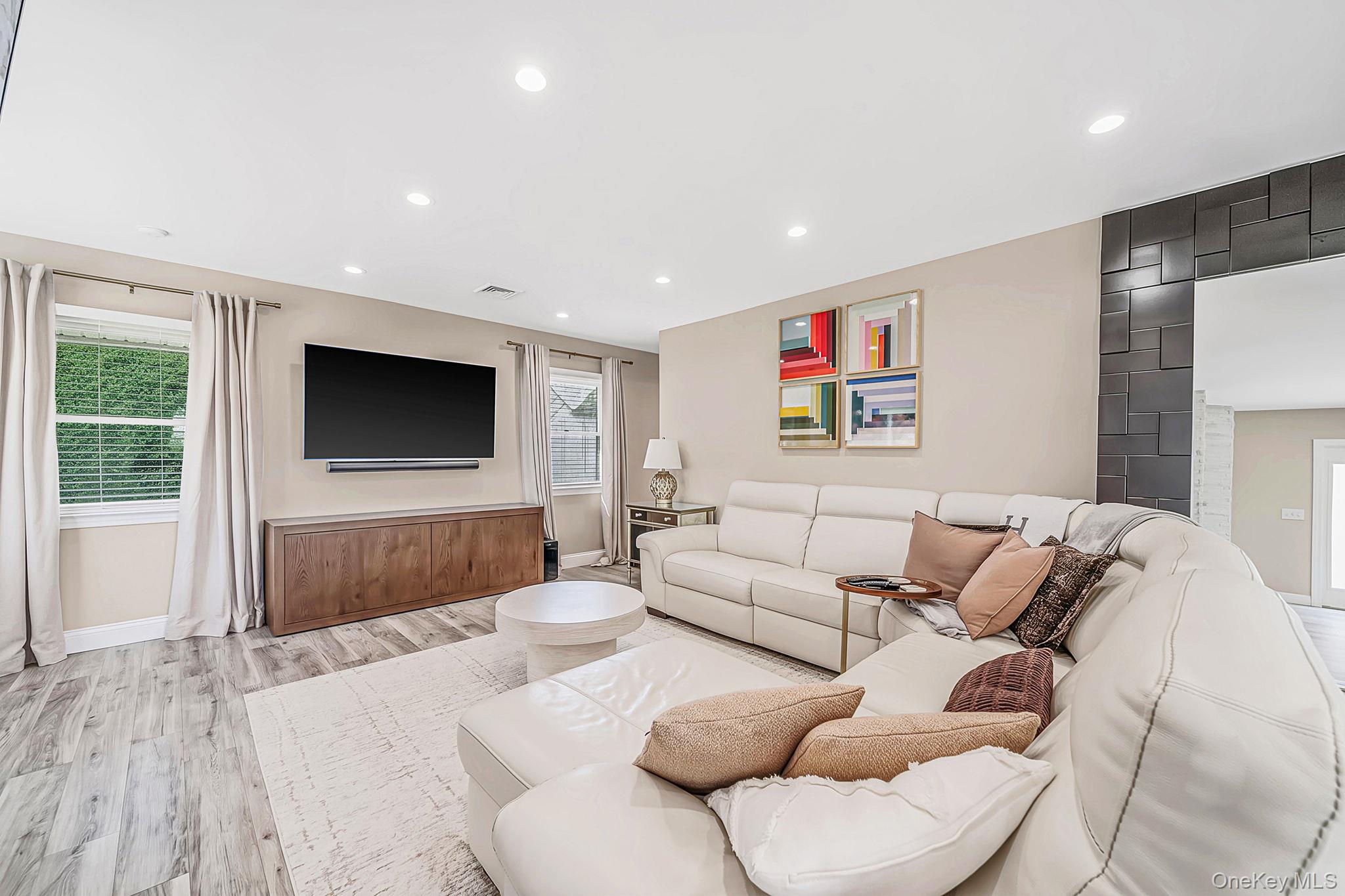  2115 Randall Avenue, East Meadow, NY, 11554 - 物件實景